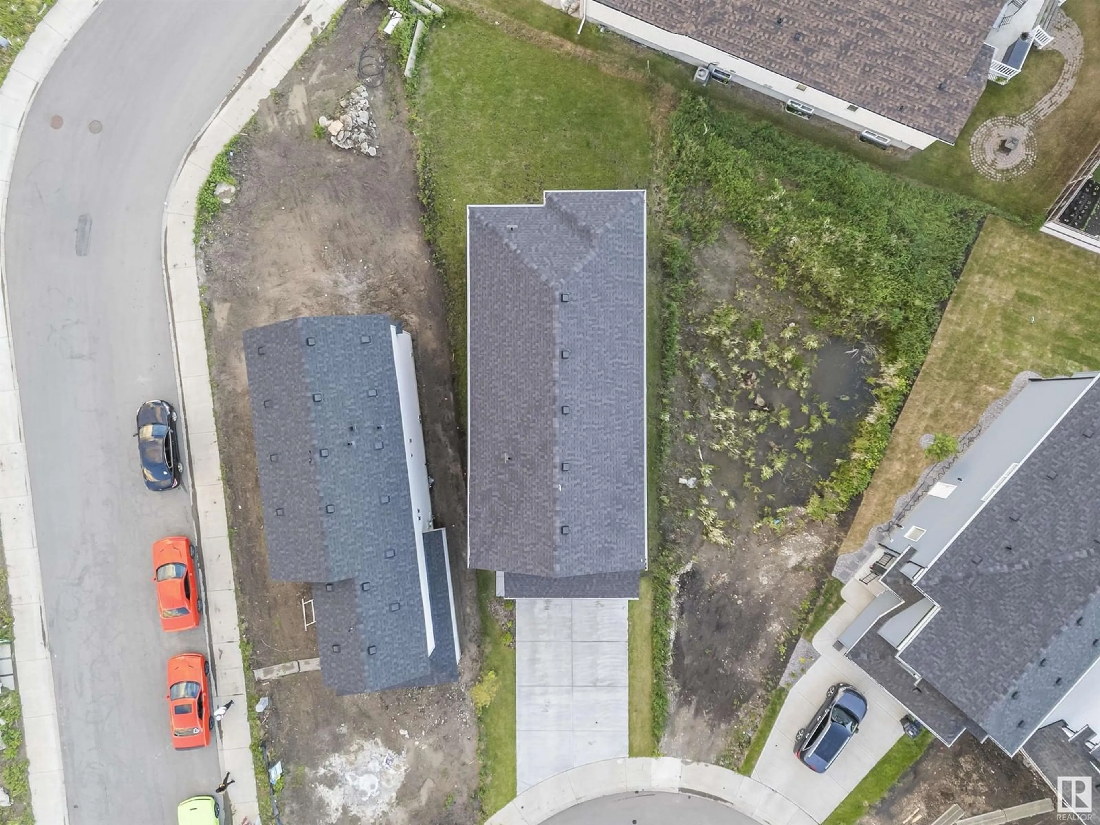 A pic from outside/outdoor area/front of a property/back of a property/a pic from drone, street for NW - 15124 28 ST, Edmonton Alberta T5Y3Y7