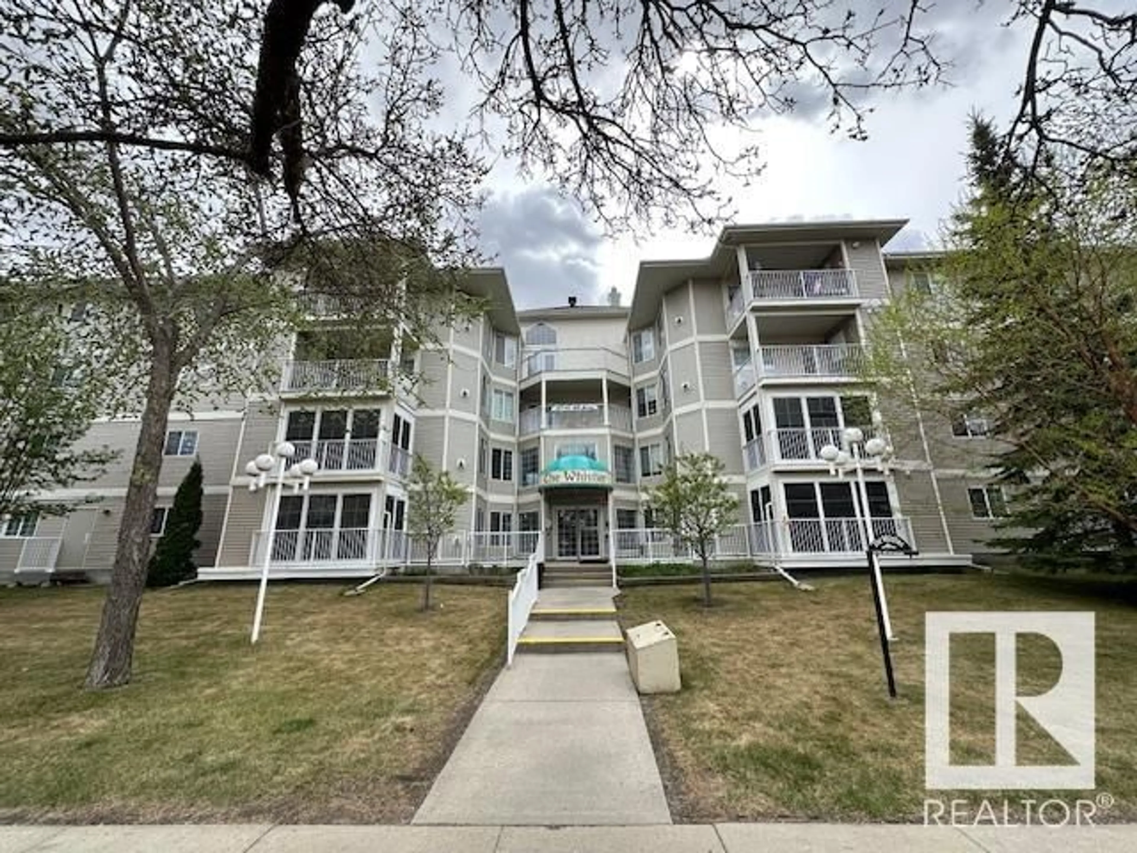 A pic from outside/outdoor area/front of a property/back of a property/a pic from drone, unknown for 206 - 8715 82 AV, Edmonton Alberta T6C4R6