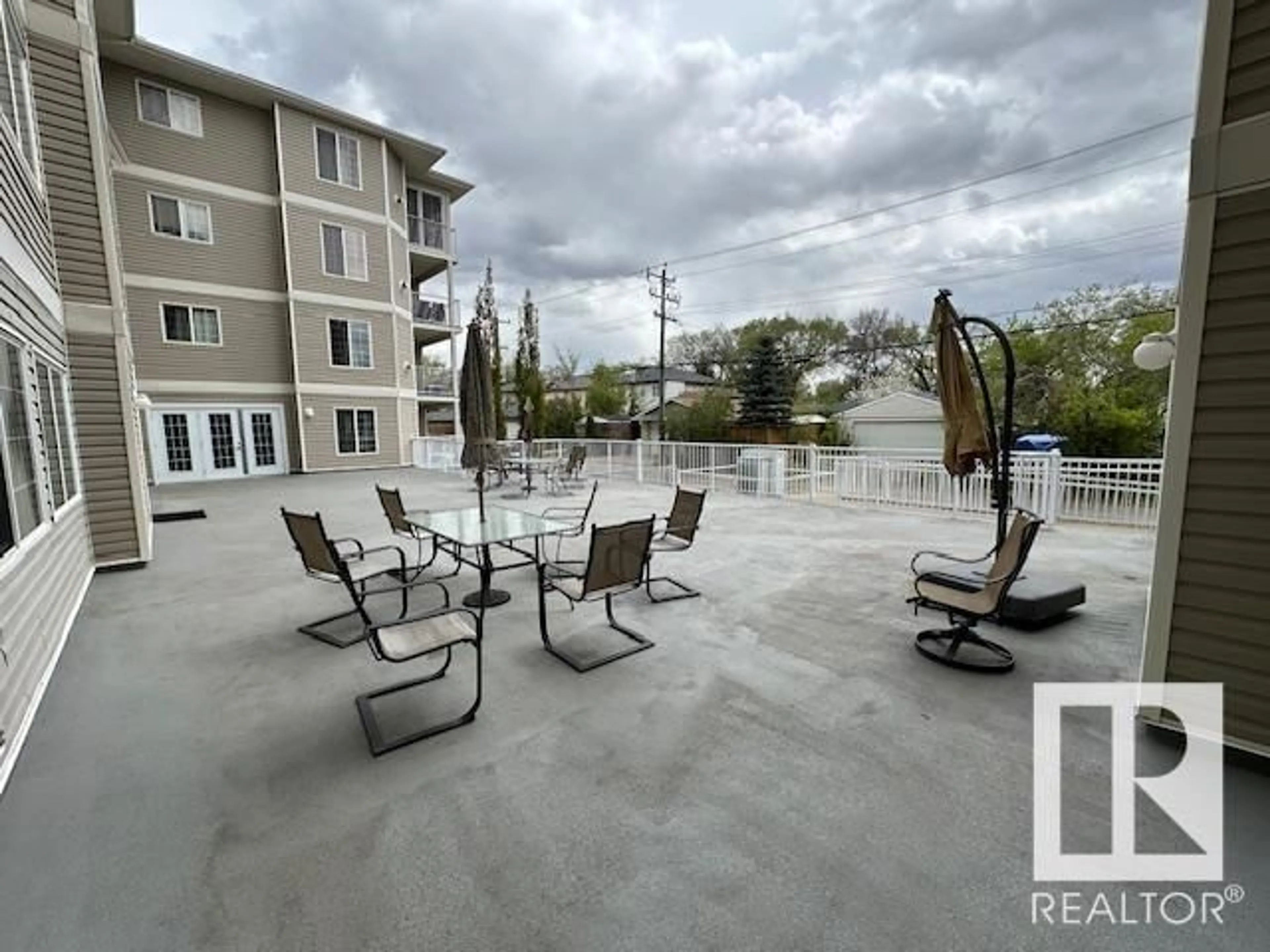 Patio, water/lake/river/ocean view for 206 - 8715 82 AV, Edmonton Alberta T6C4R6
