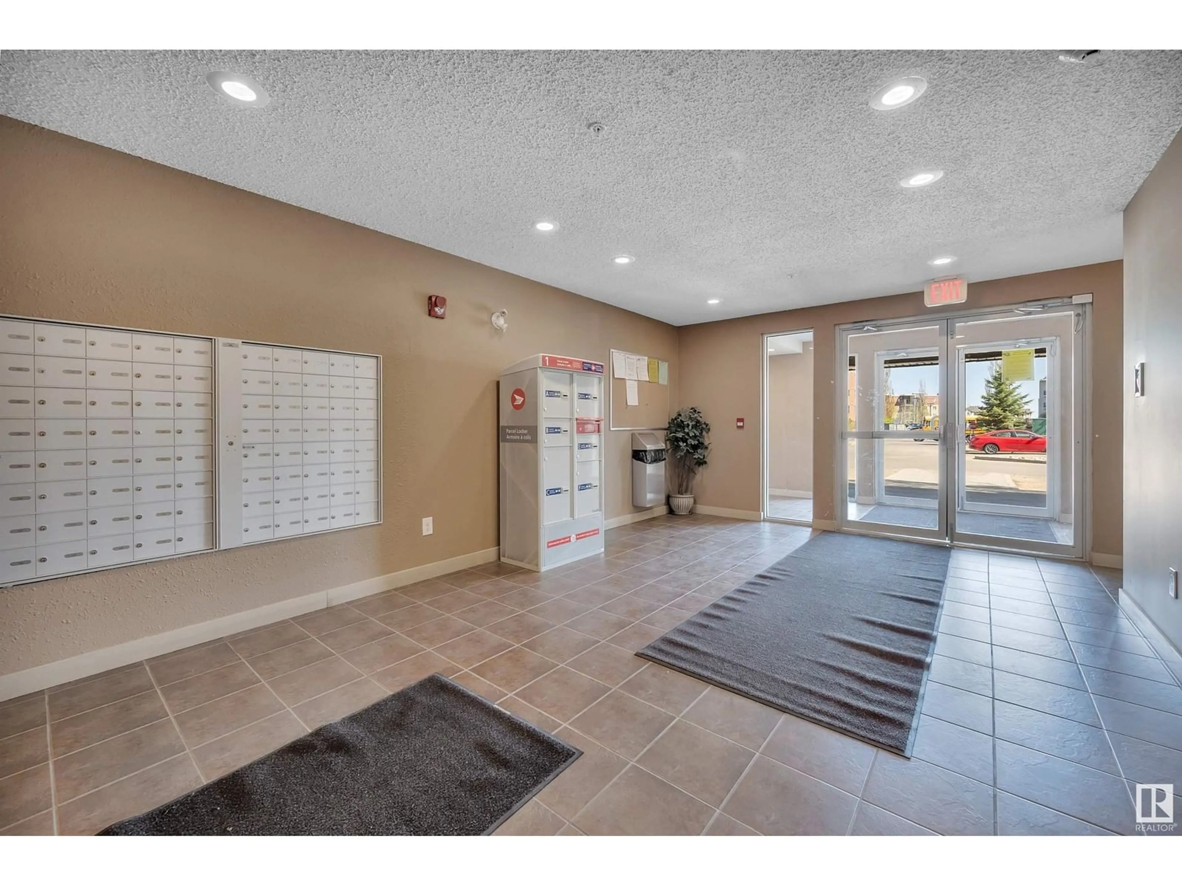 Indoor foyer for #406 - 11803 22 AV, Edmonton Alberta T6W2R9