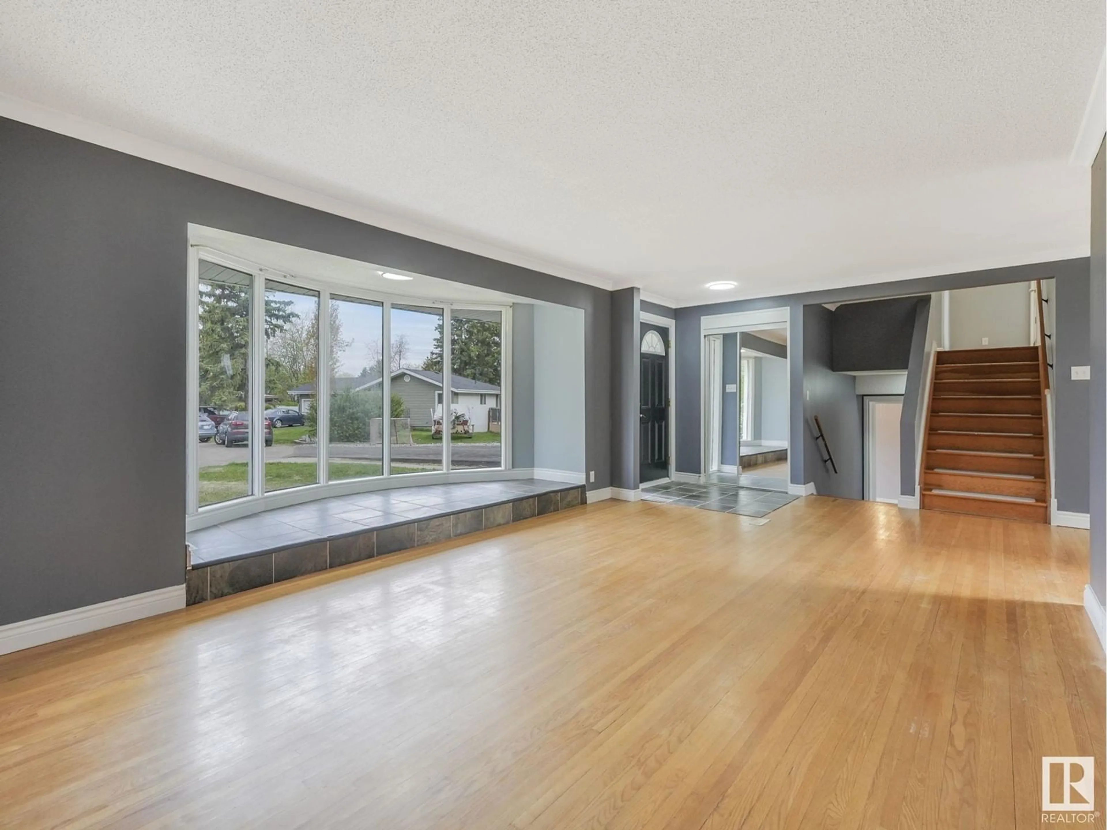 Indoor foyer for 15 YEW CO, Sherwood Park Alberta T8A0R2