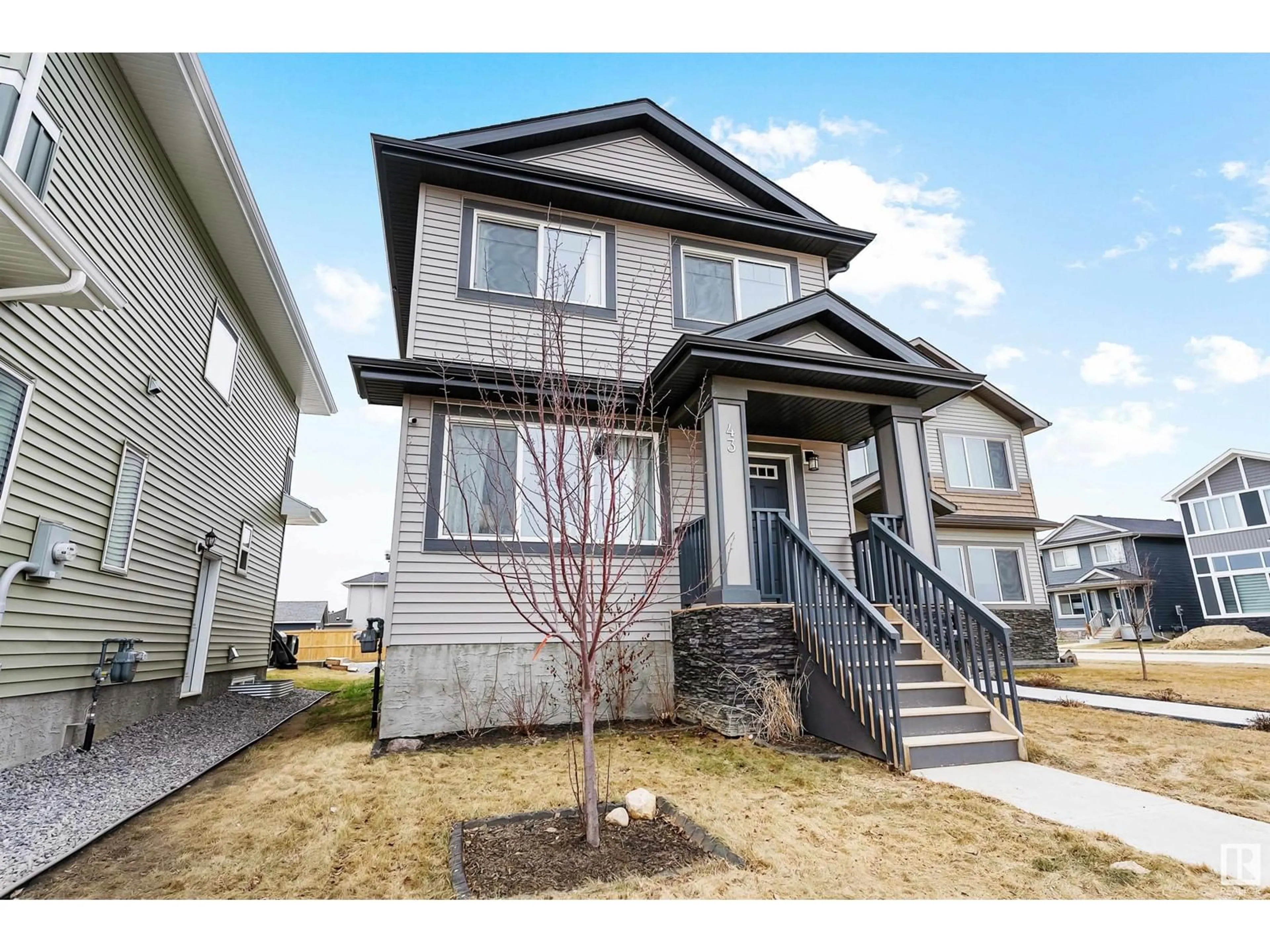 Home with vinyl exterior material, street for 43 CALISTA WY, Spruce Grove Alberta T7X0Y7