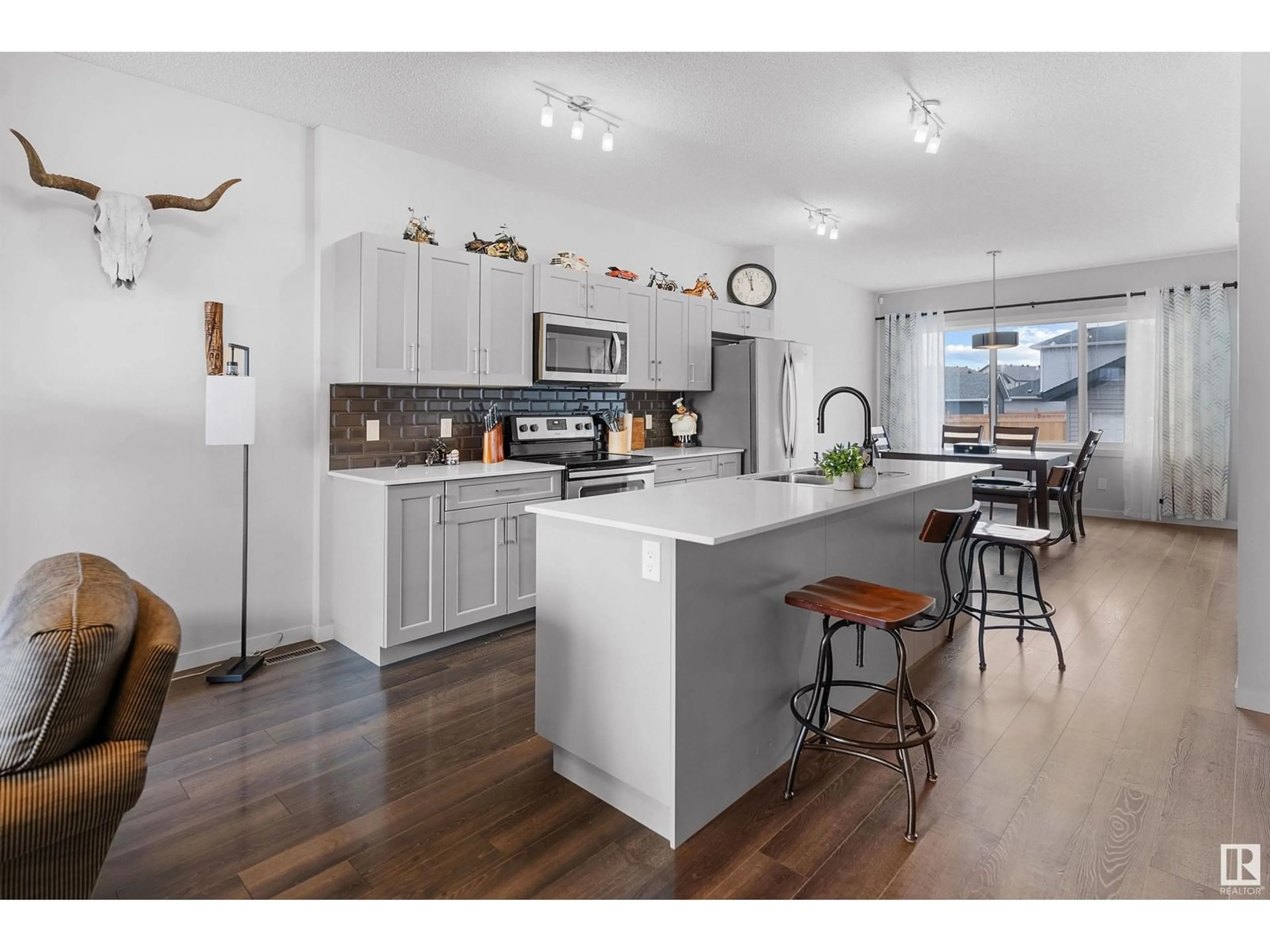 Open concept kitchen, unknown for 43 CALISTA WY, Spruce Grove Alberta T7X0Y7
