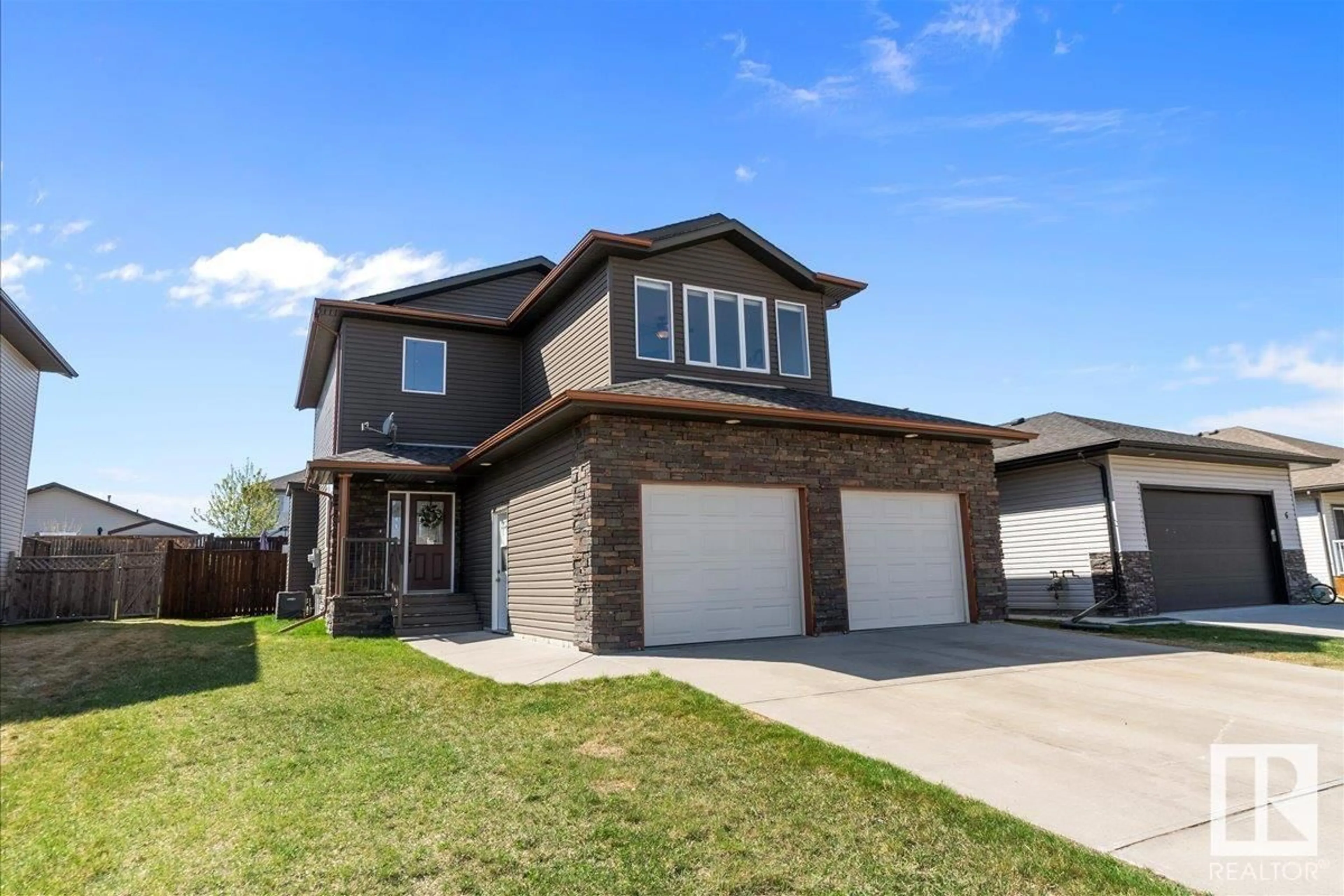 Home with brick exterior material, street for 8 BEAVERHILL VIEW, Tofield Alberta T0B4J0