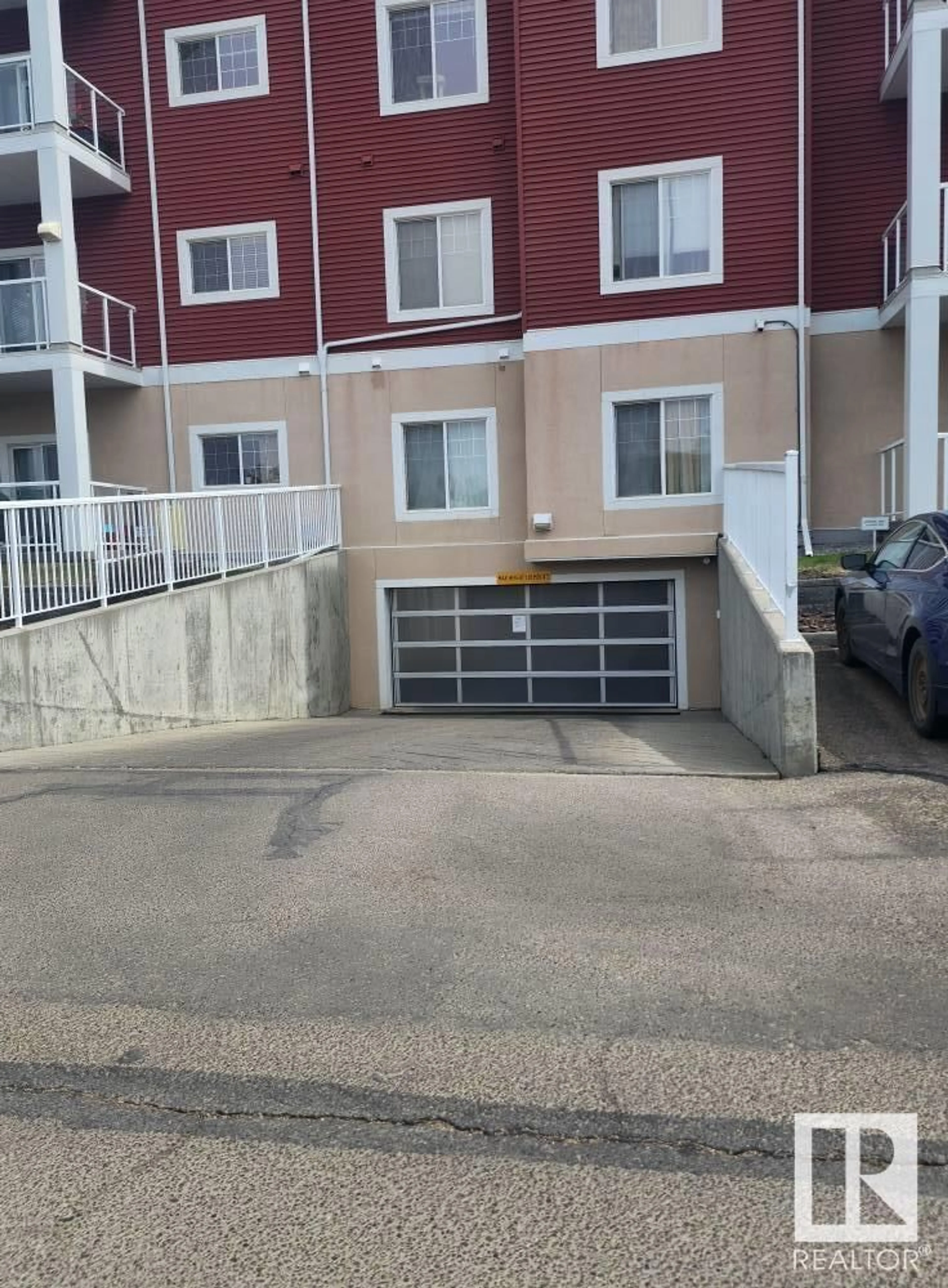 Parking for #219 - 226 MACEWAN RD, Edmonton Alberta T6W0C5