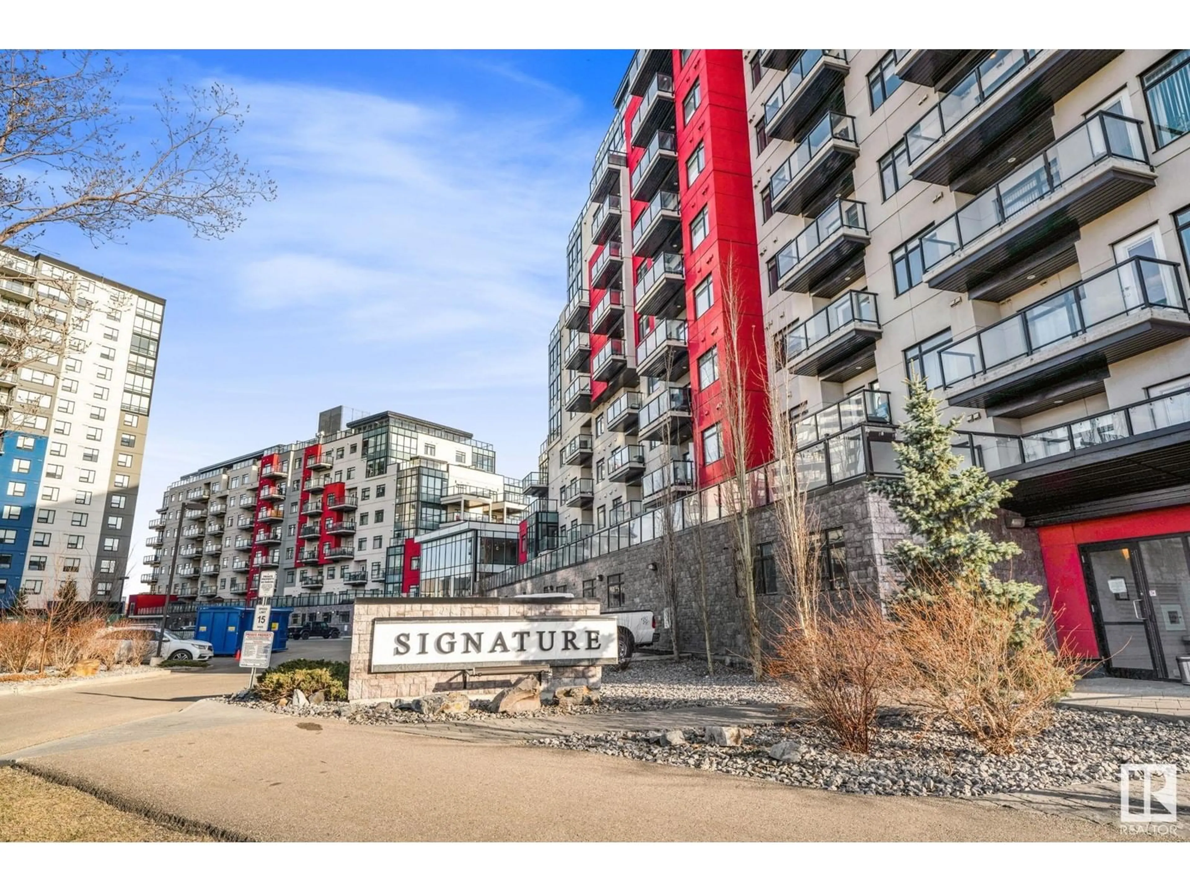 A pic from outside/outdoor area/front of a property/back of a property/a pic from drone, unknown for 5151 - 610 WINDERMERE BV, Edmonton Alberta T6W2K4