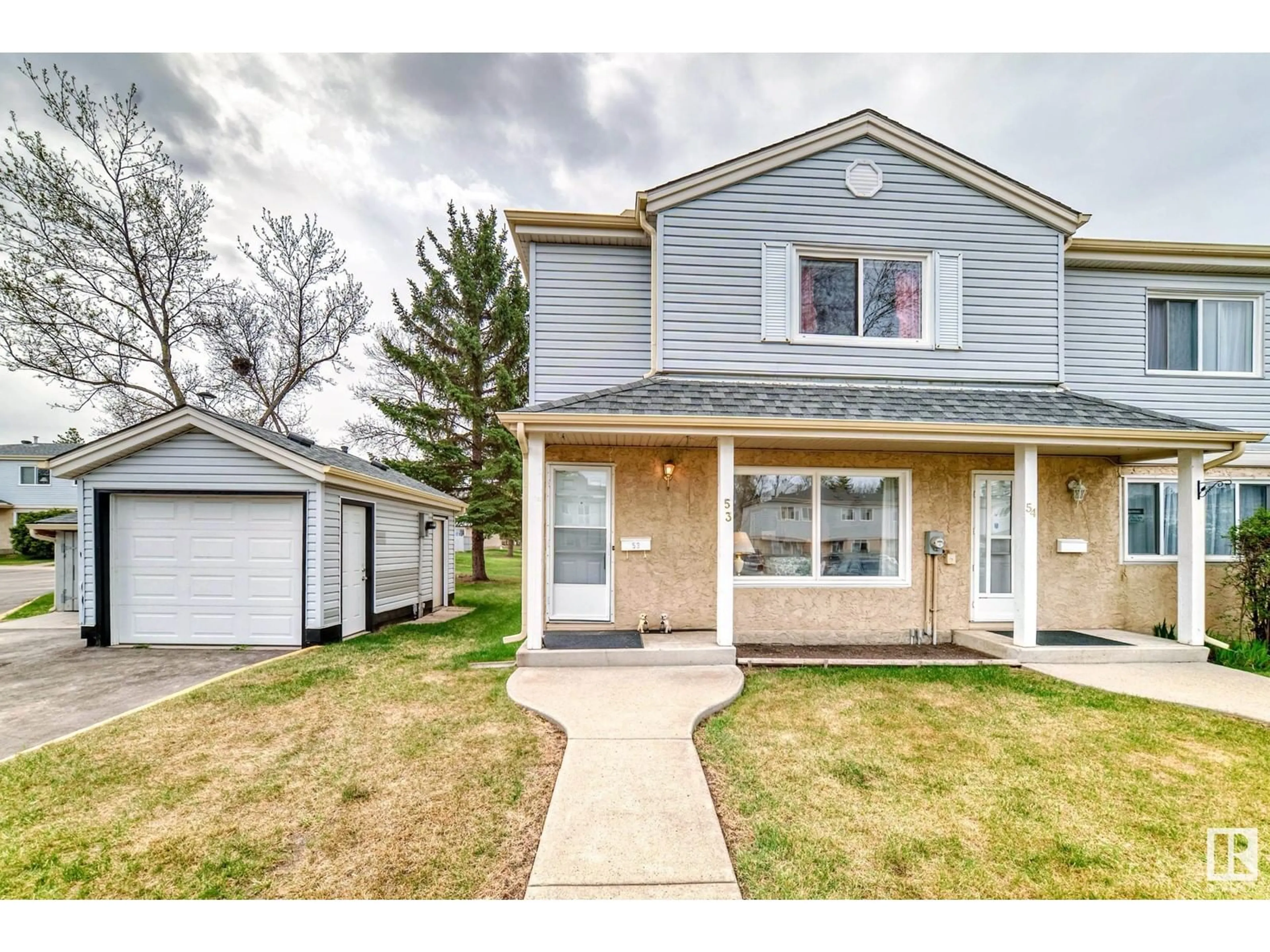 Home with vinyl exterior material, street for 2030 - 53 BRENTWOOD BV, Sherwood Park Alberta T8A4P6