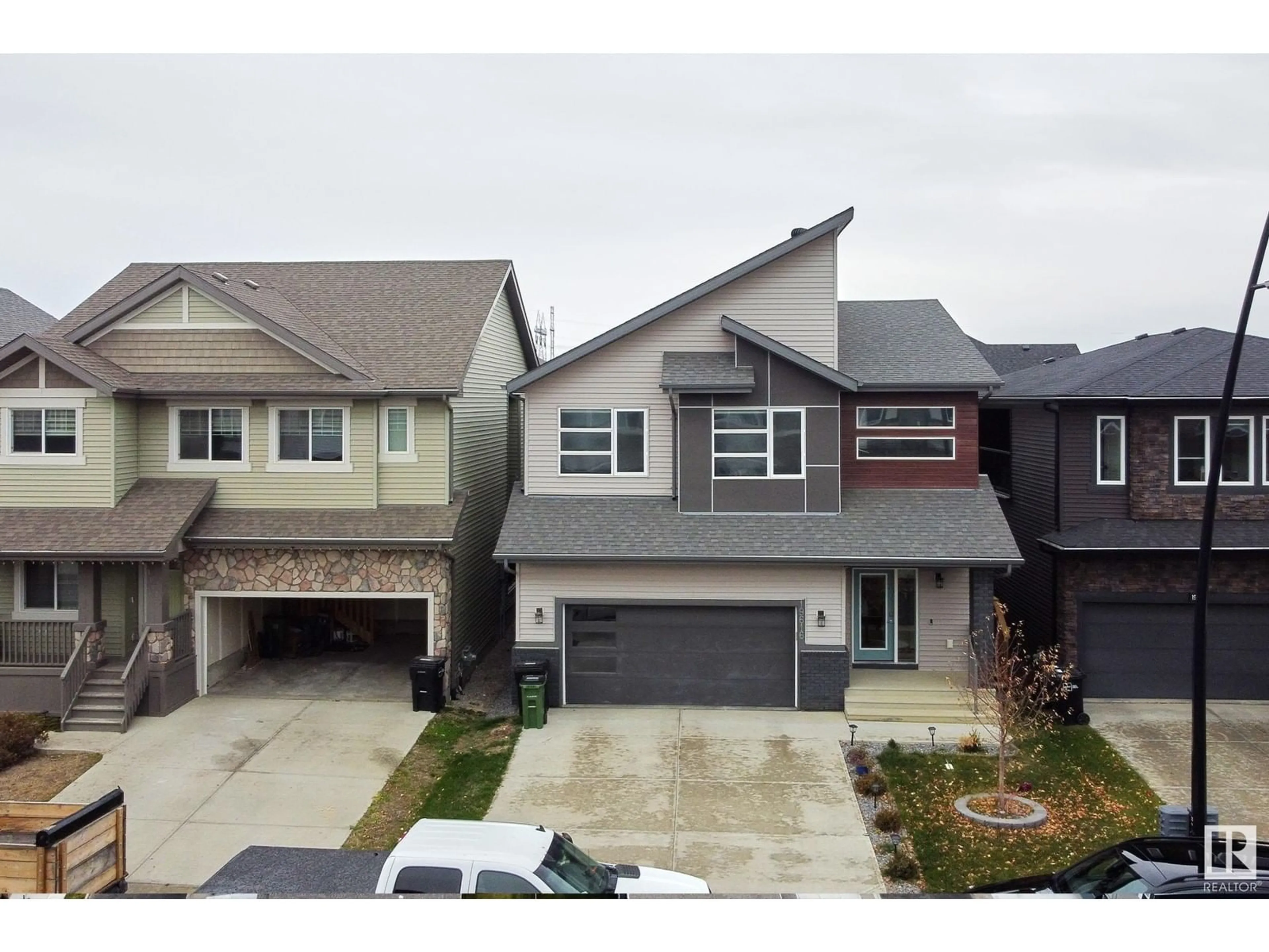 A pic from outside/outdoor area/front of a property/back of a property/a pic from drone, street for 19616 26 AV, Edmonton Alberta T6M0X4