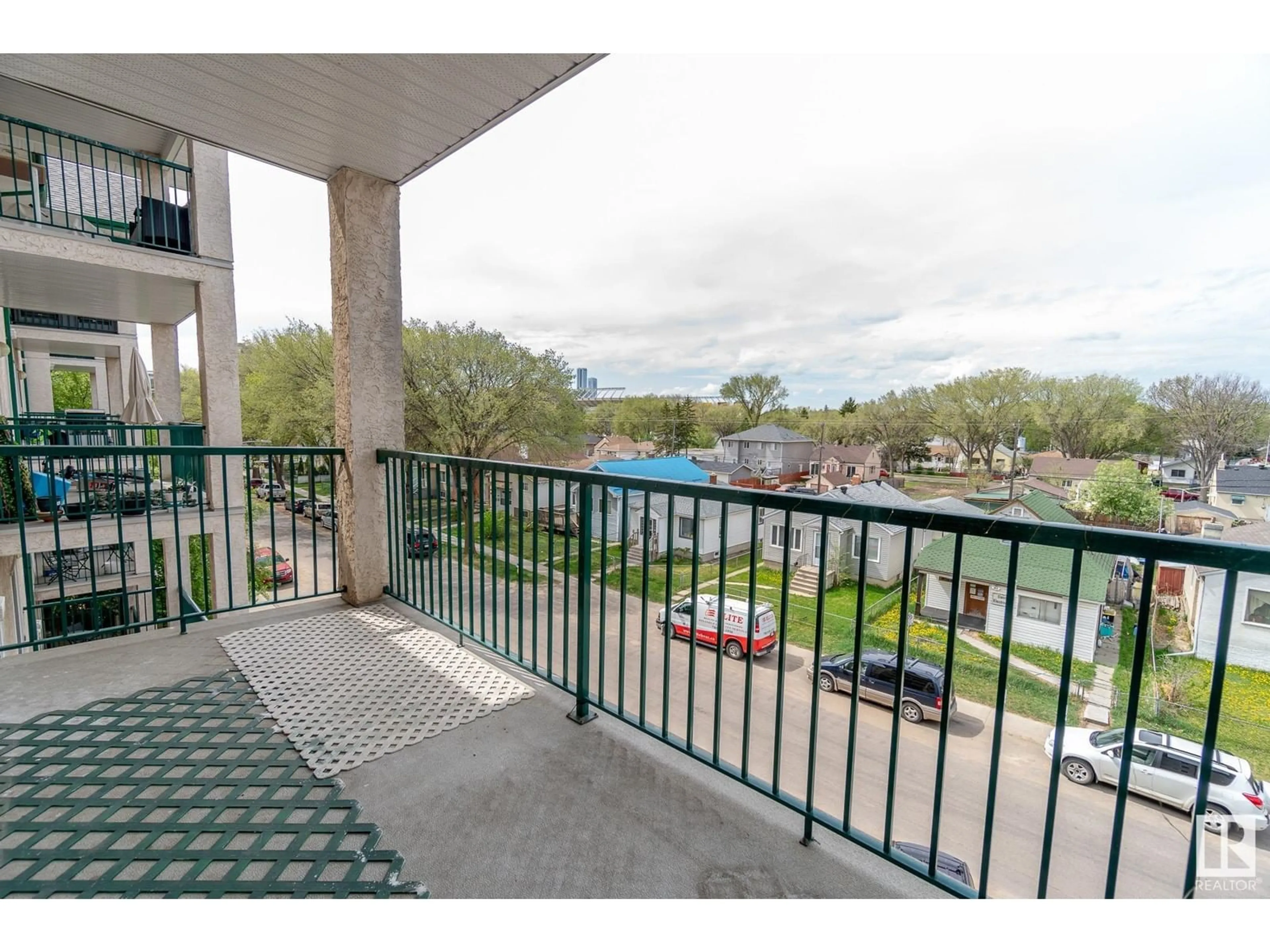Balcony in the apartment, water/lake/river/ocean view for #423 - 11325 83 ST, Edmonton Alberta T5B4W5