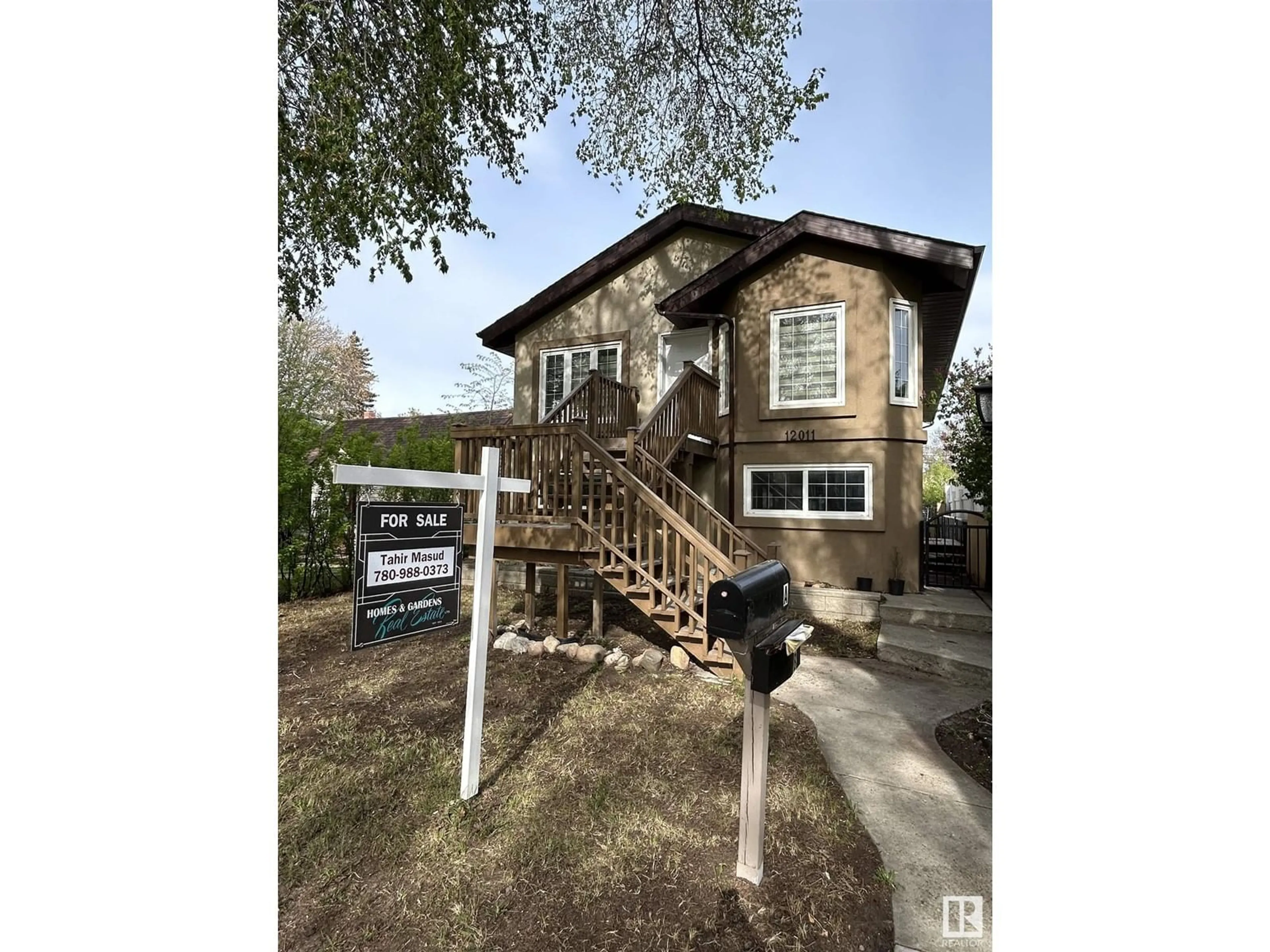 Unknown for NW - 12011 95 ST, Edmonton Alberta T5G1M6