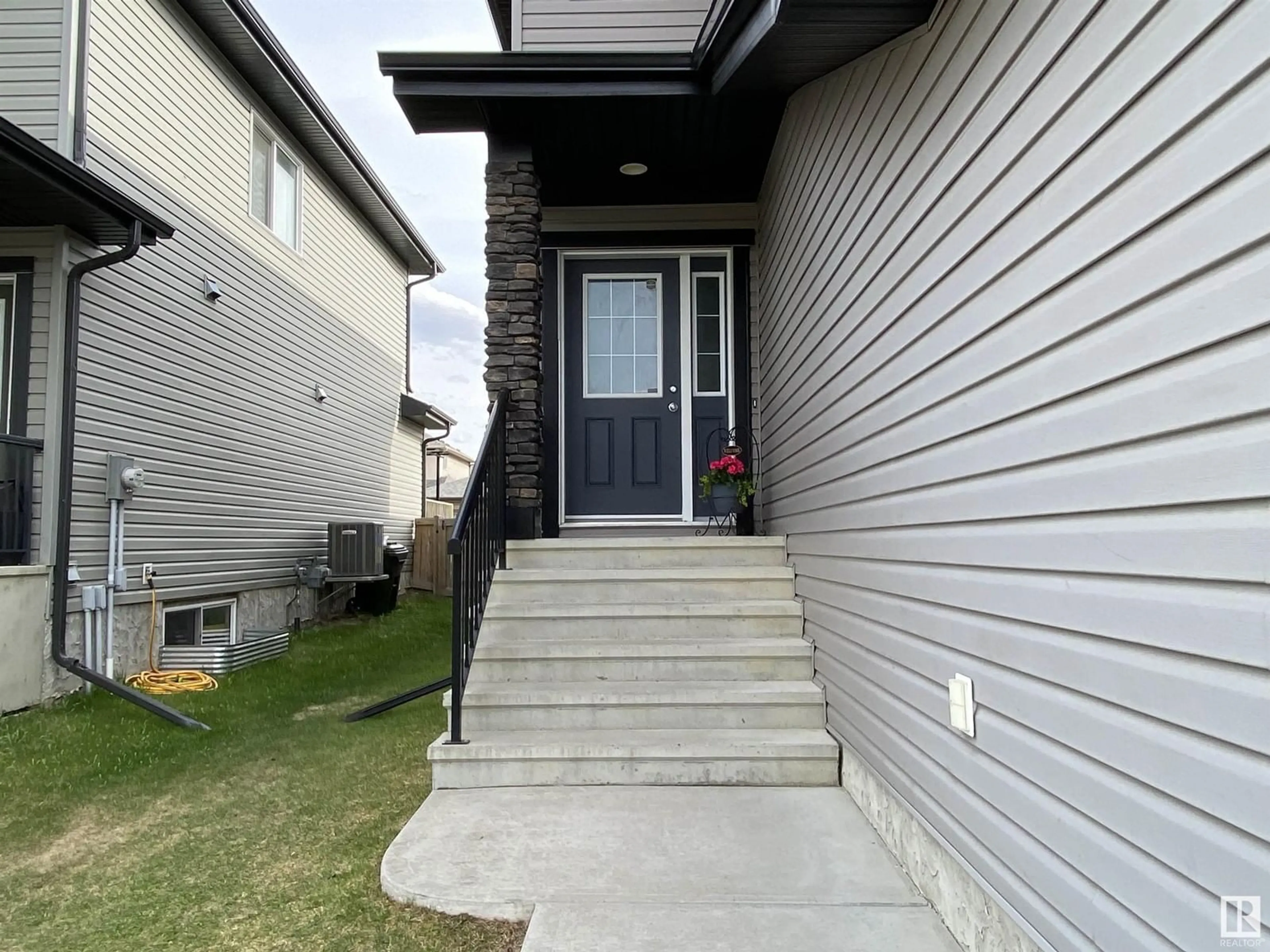 Unknown for 13 MEADOWLAND CR, Spruce Grove Alberta T7X0P9