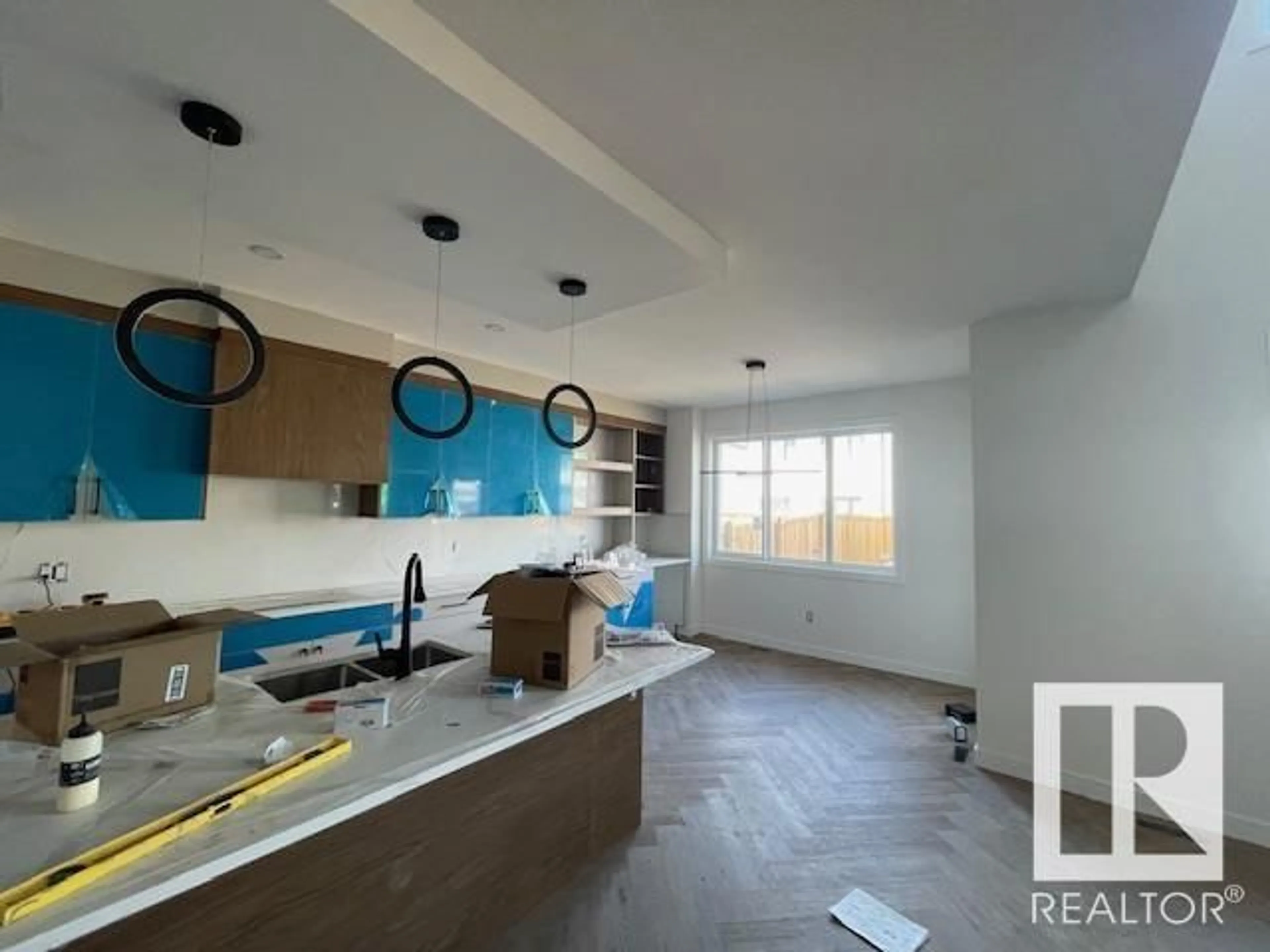 Open concept kitchen, ceramic/tile floor for 94 WILTREE TC, Fort Saskatchewan Alberta T8L0Y3