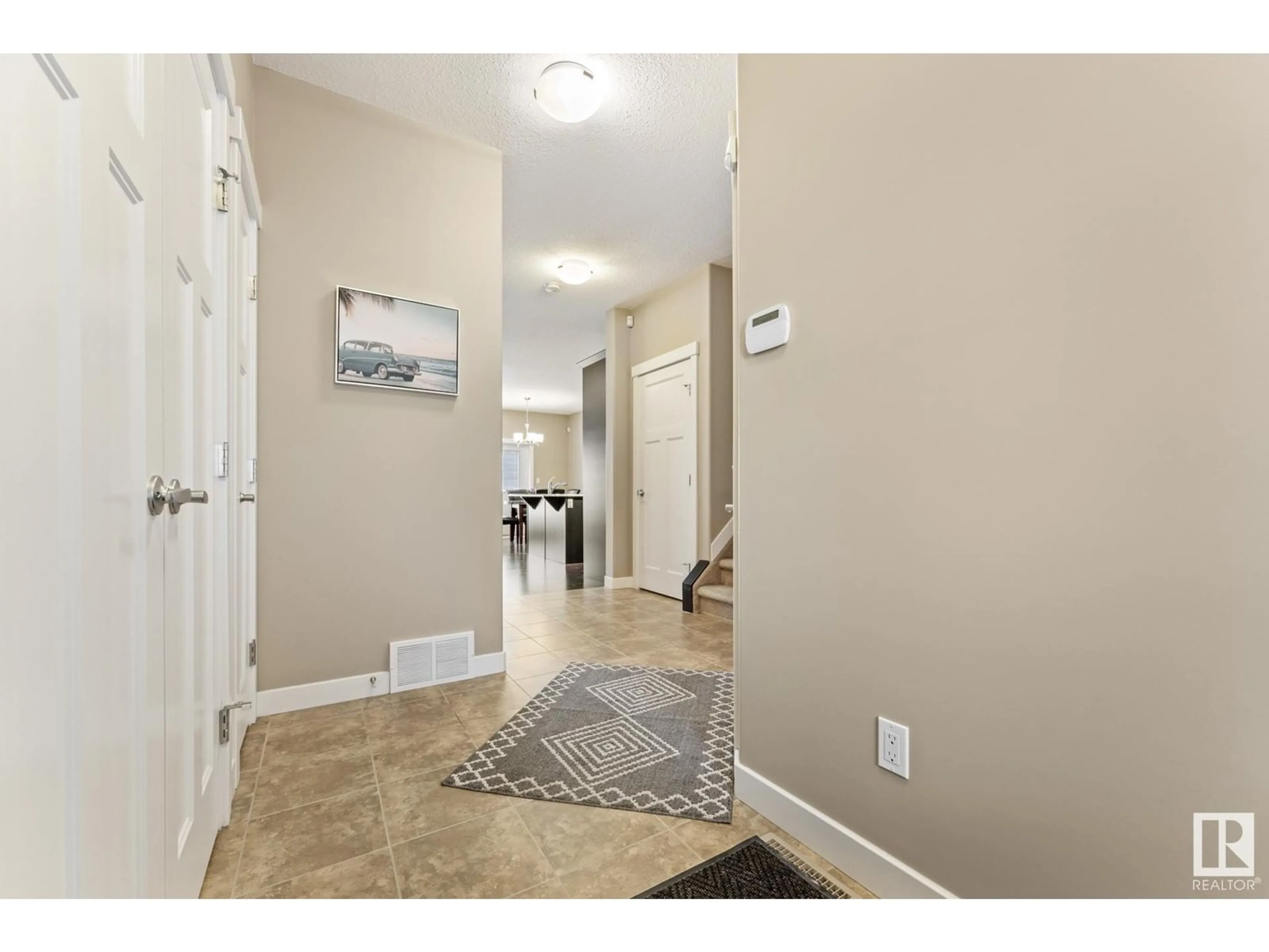 Indoor entryway for NW - 16905 55 ST, Edmonton Alberta T5Y0R2