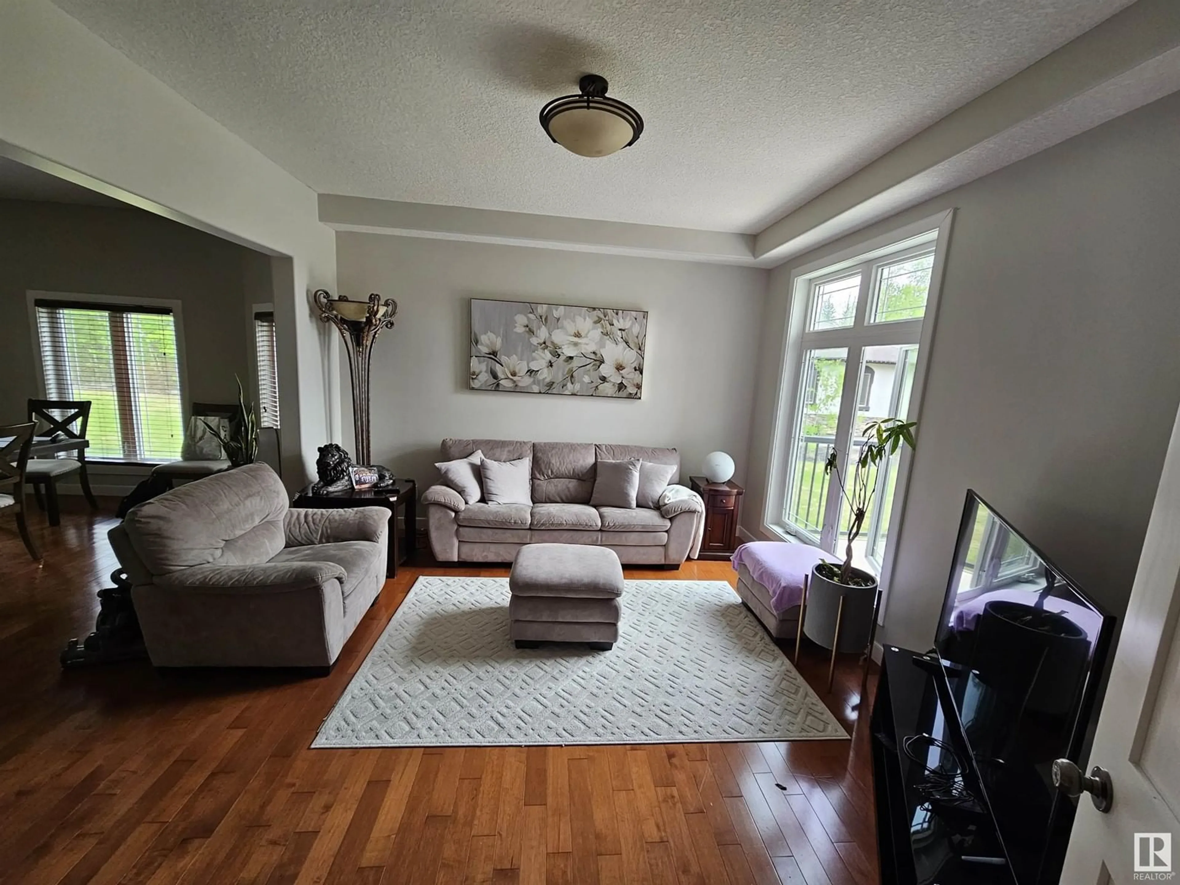 Living room with furniture, unknown for 92 RGE ROAD 273 RGE ROAD, Rural Parkland County Alberta T7X4B4