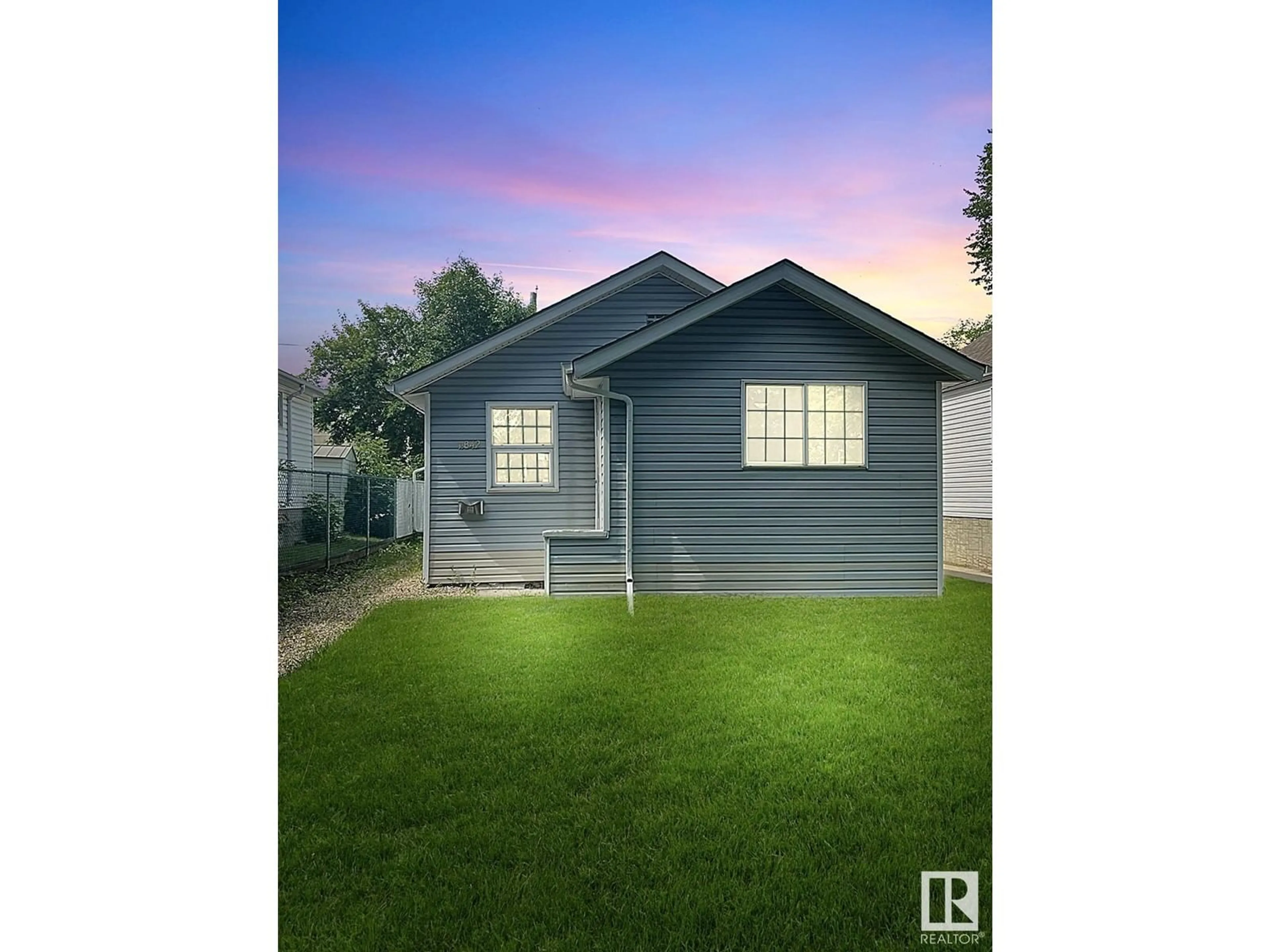 Unknown for 11842 65 ST, Edmonton Alberta T5W4L2