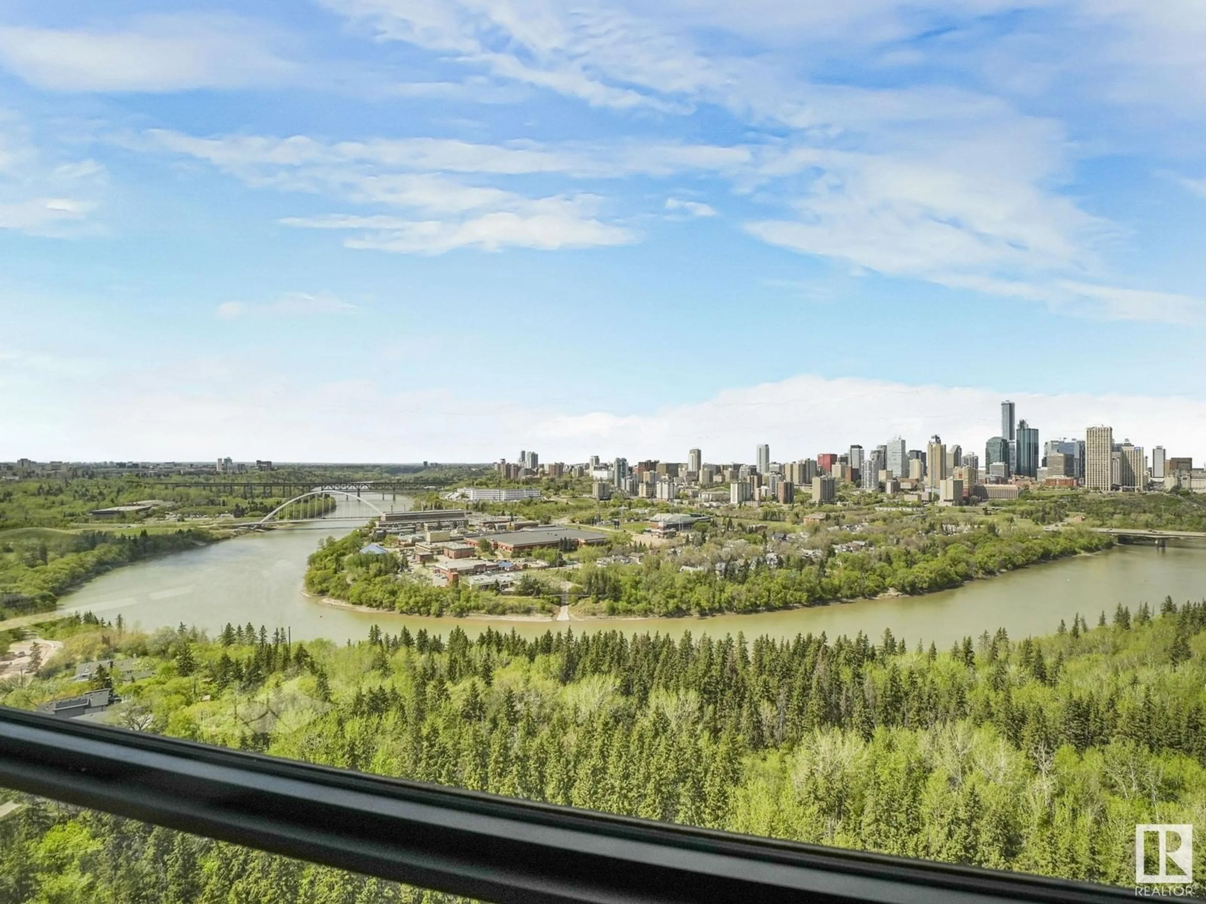 A pic of a room for 1902 SASKATCHEWAN DR, Edmonton Alberta T6E5J9