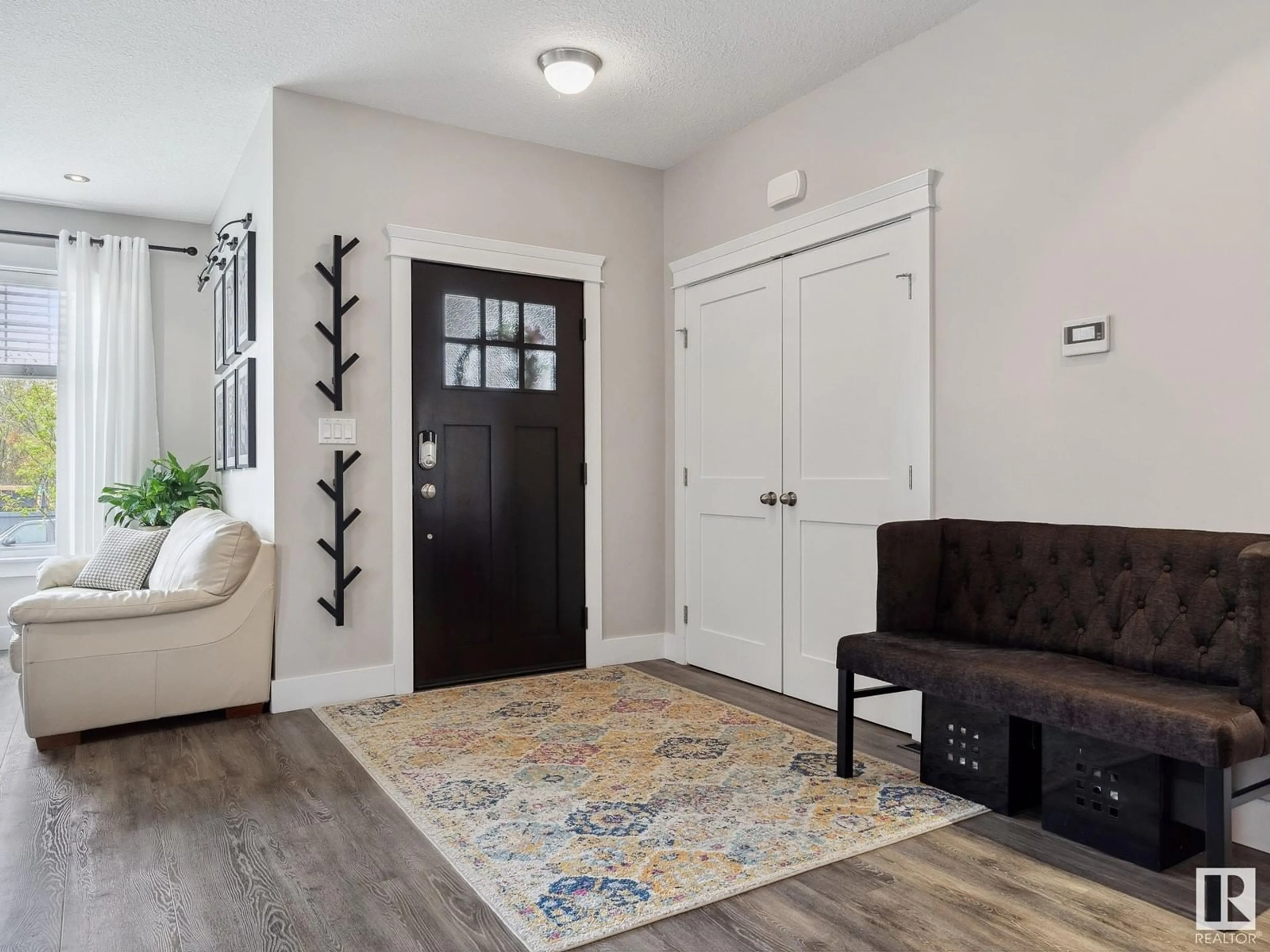 Indoor entryway for 5418 BAIE CAILLOU BA, Beaumont Alberta T4X1W7