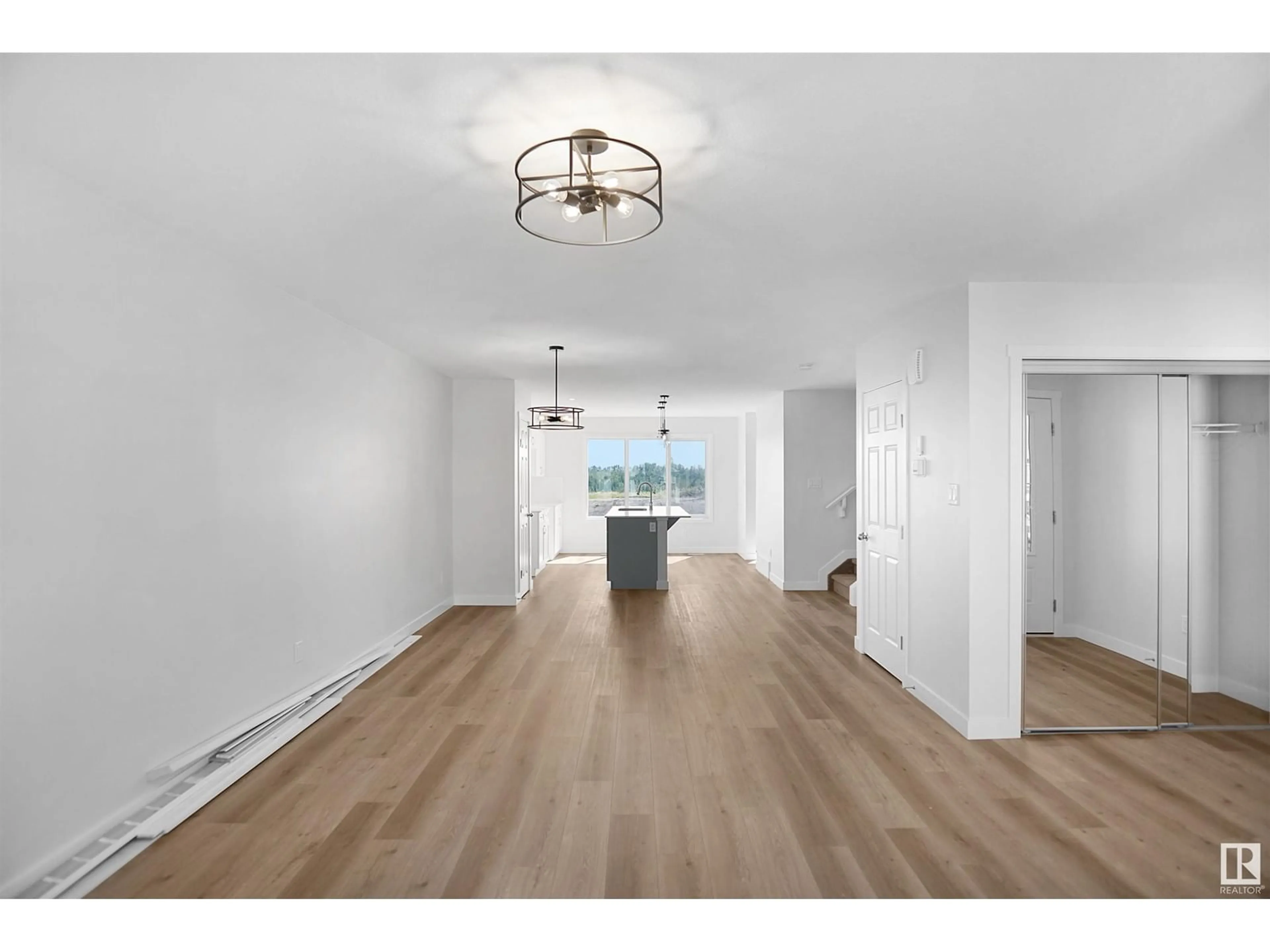 Unknown for NE - 17318 6A ST, Edmonton Alberta T5Y4E8