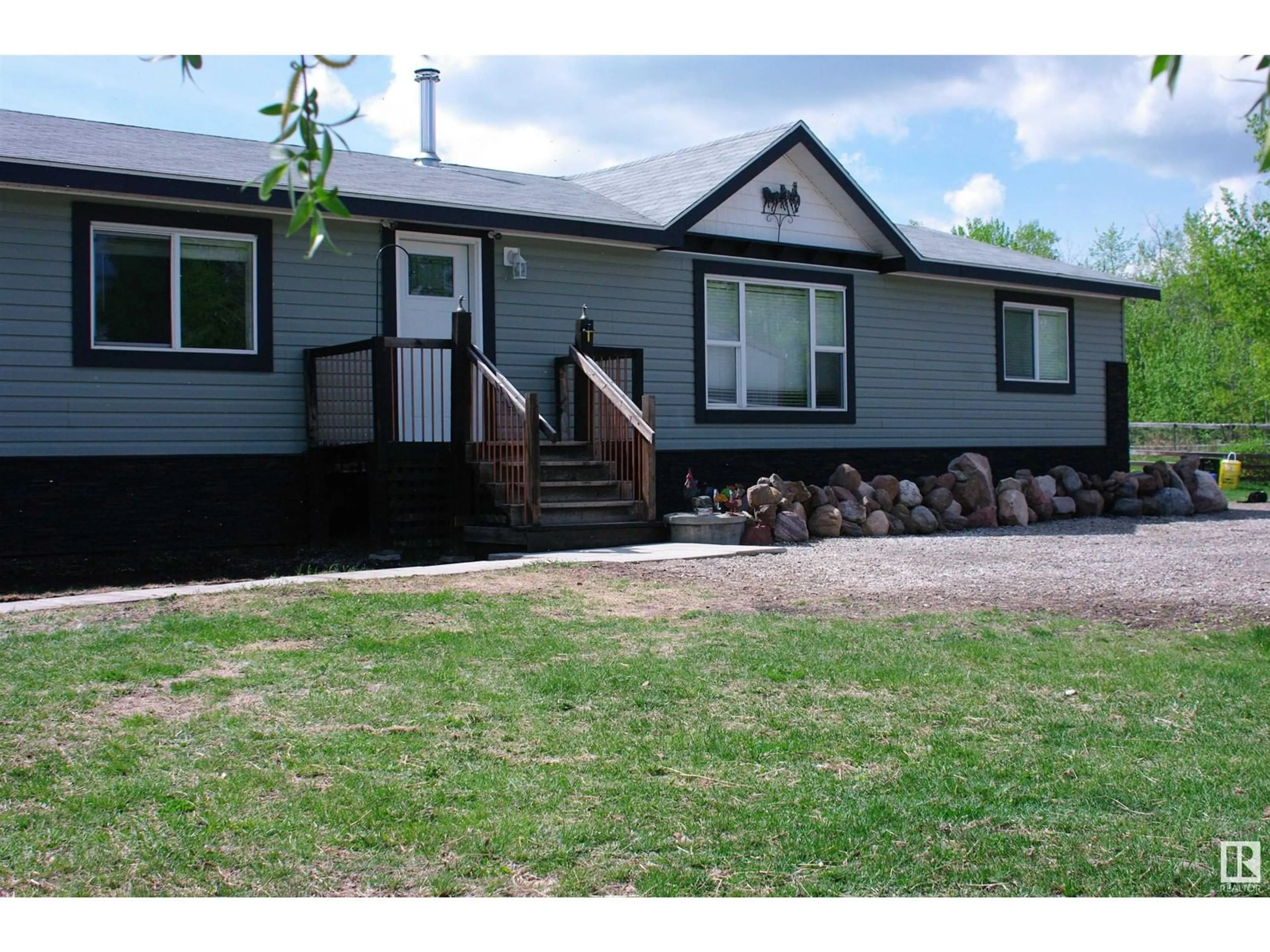 Home with vinyl exterior material, unknown for 11 - 2306 TWP ROAD 540, Rural Lac Ste. Anne County Alberta T0E1V0