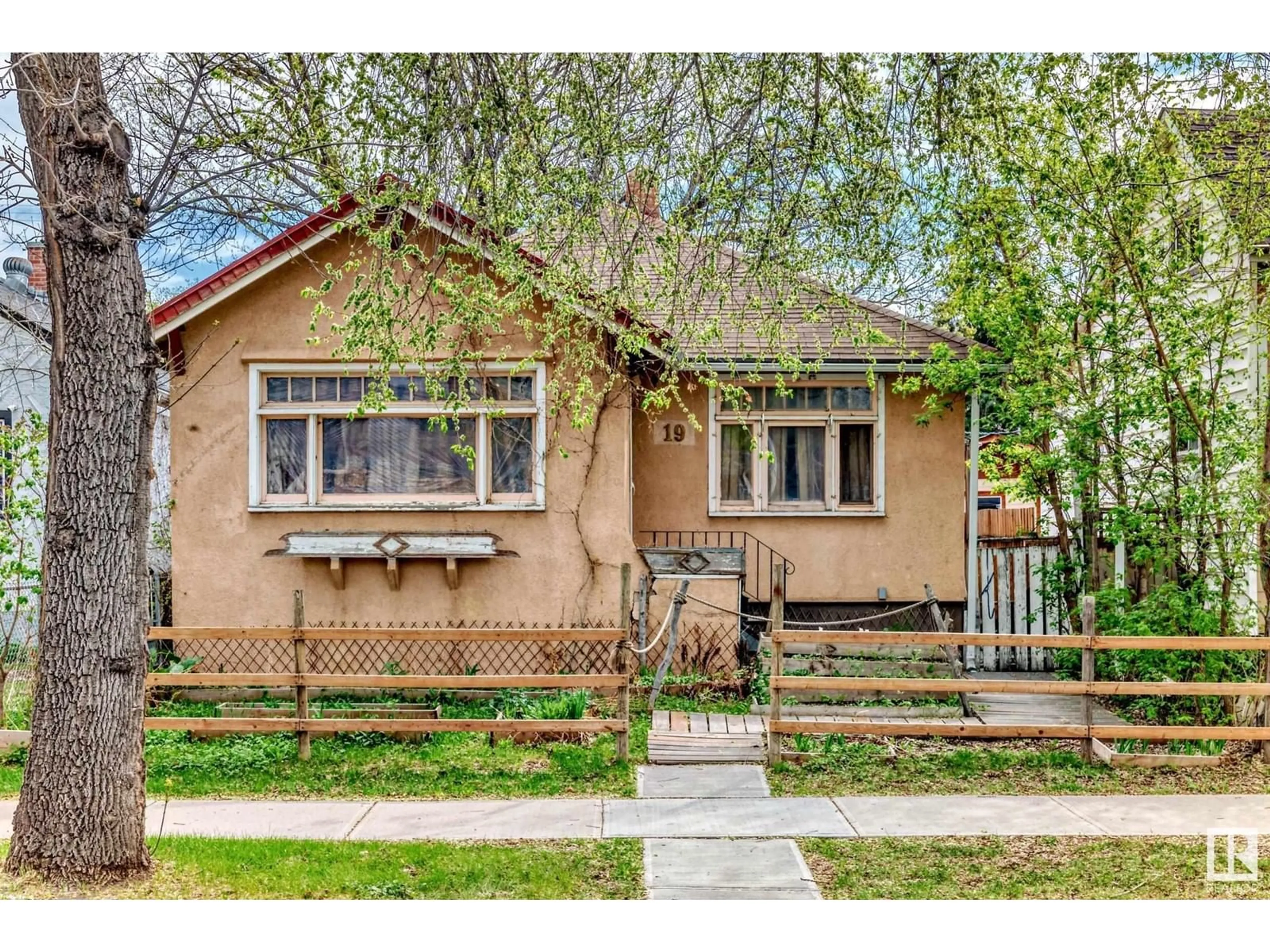 Home with brick exterior material, street for 11619 96 ST, Edmonton Alberta T5G1T8