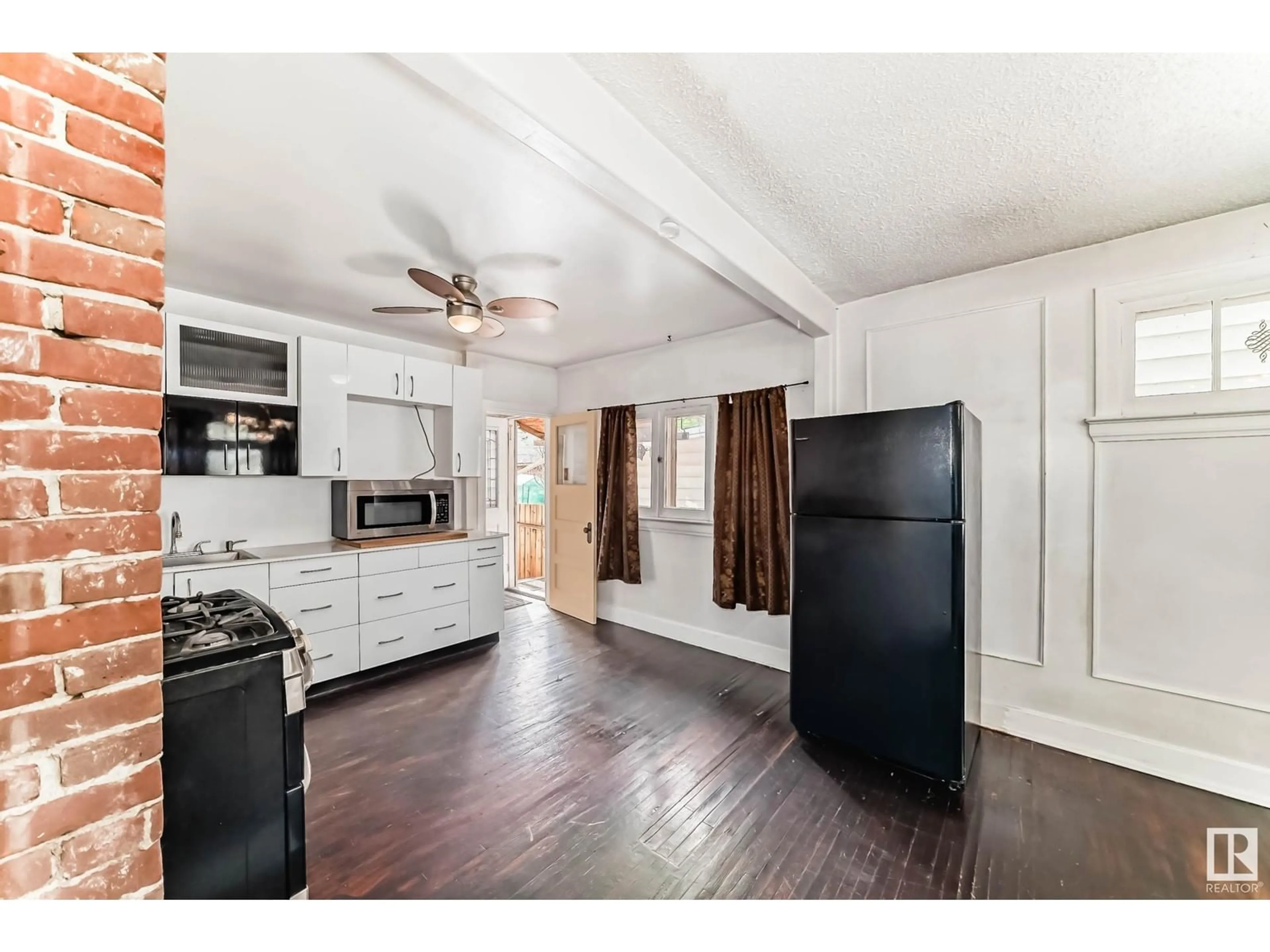 Open concept kitchen, unknown for 11619 96 ST, Edmonton Alberta T5G1T8