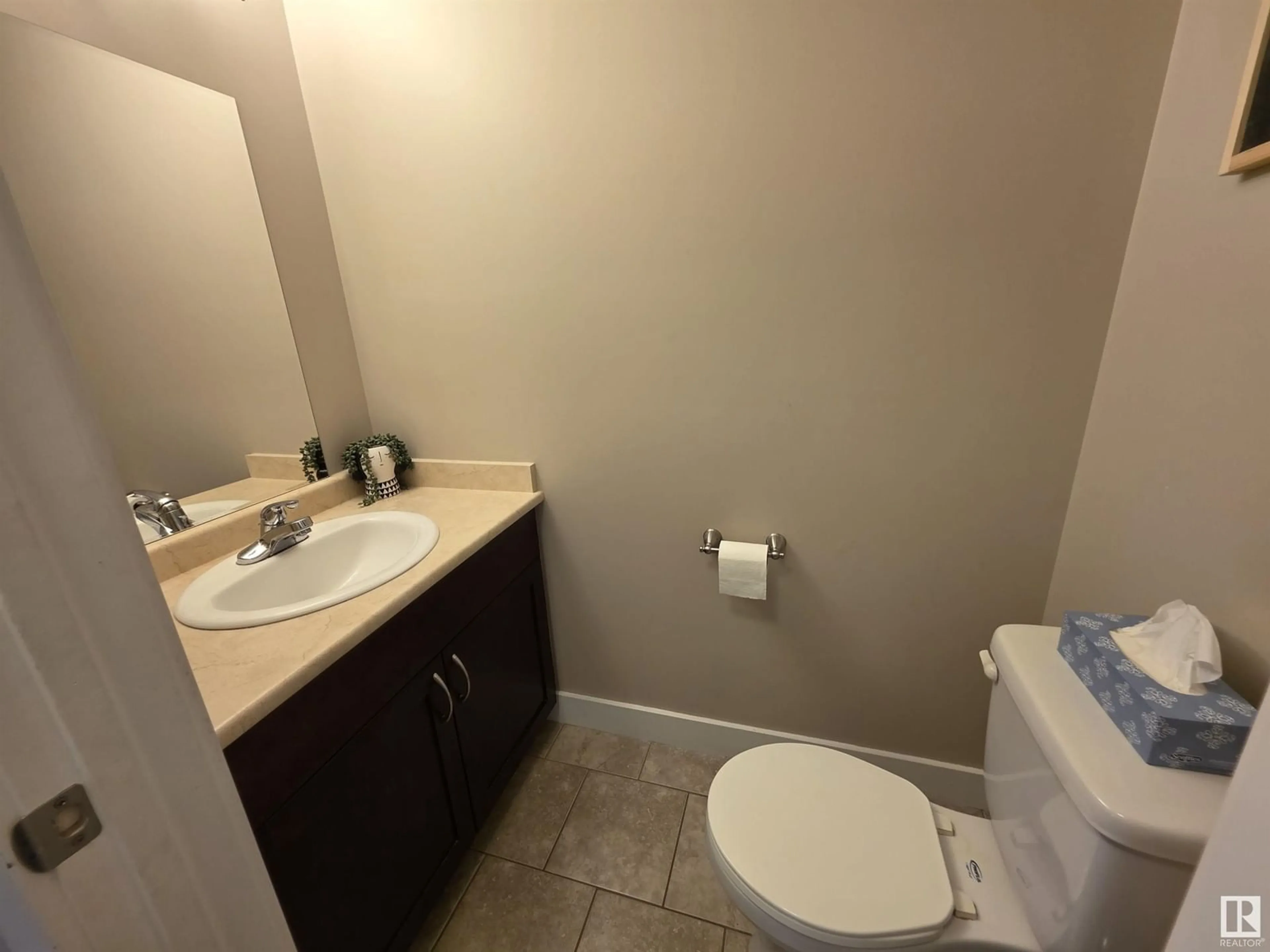 Standard bathroom, floor is not visible for 4104 41 ST, Drayton Valley Alberta T7A0B4