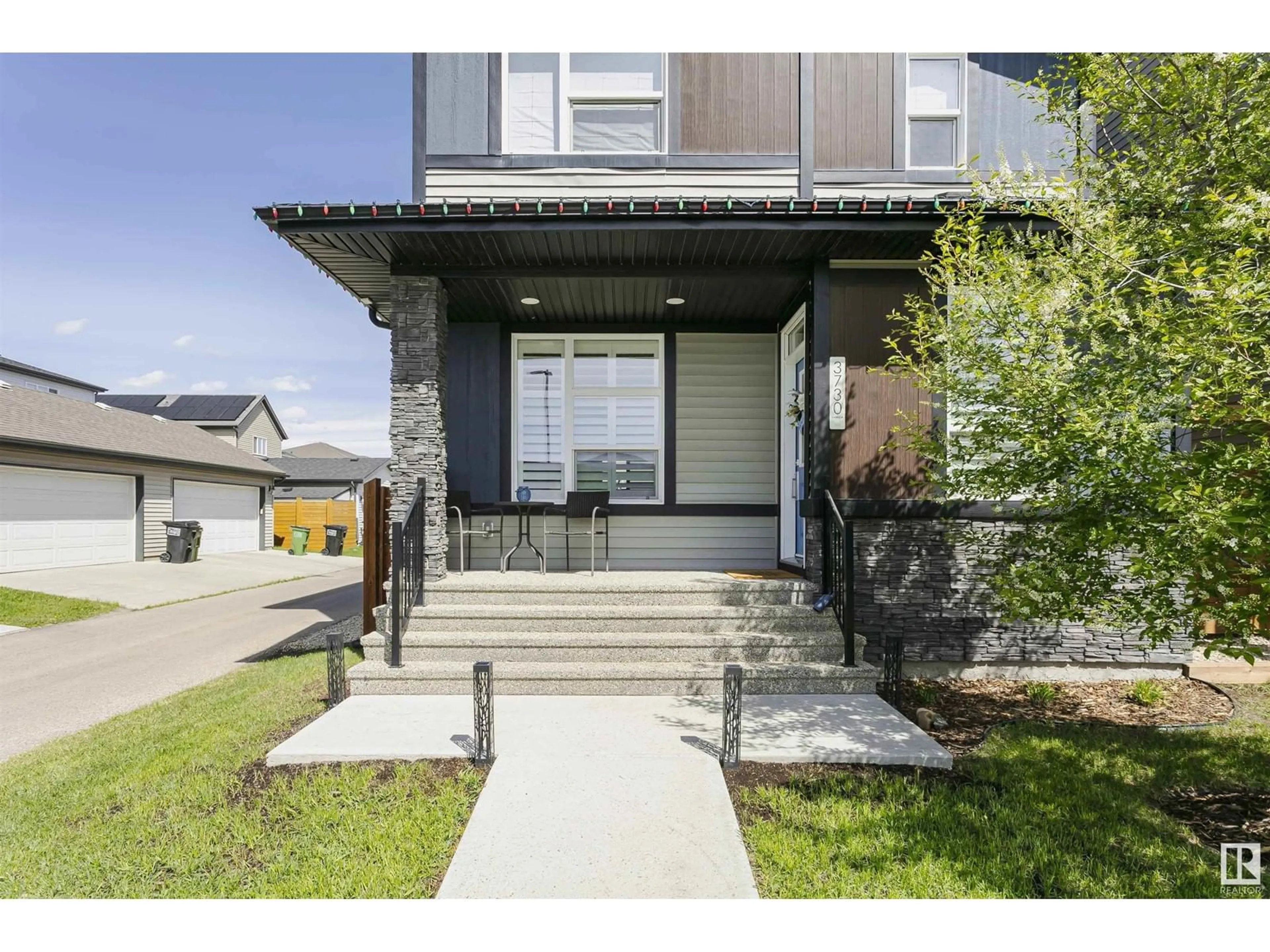 Unknown for 3730 8 AV, Edmonton Alberta T6X2G6
