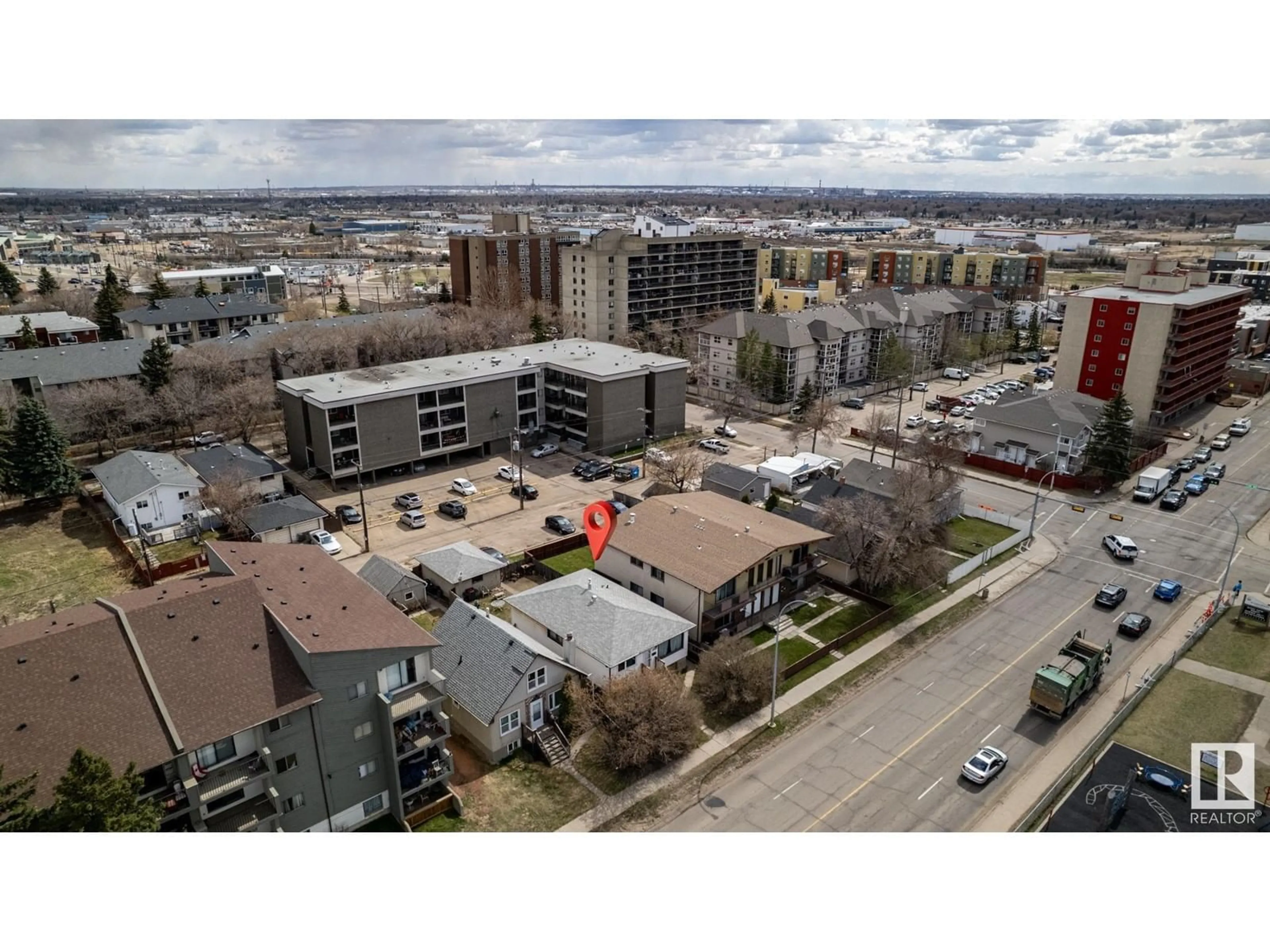A pic from outside/outdoor area/front of a property/back of a property/a pic from drone, city buildings view from balcony for NW - 12917 66 ST, Edmonton Alberta T5C0A6