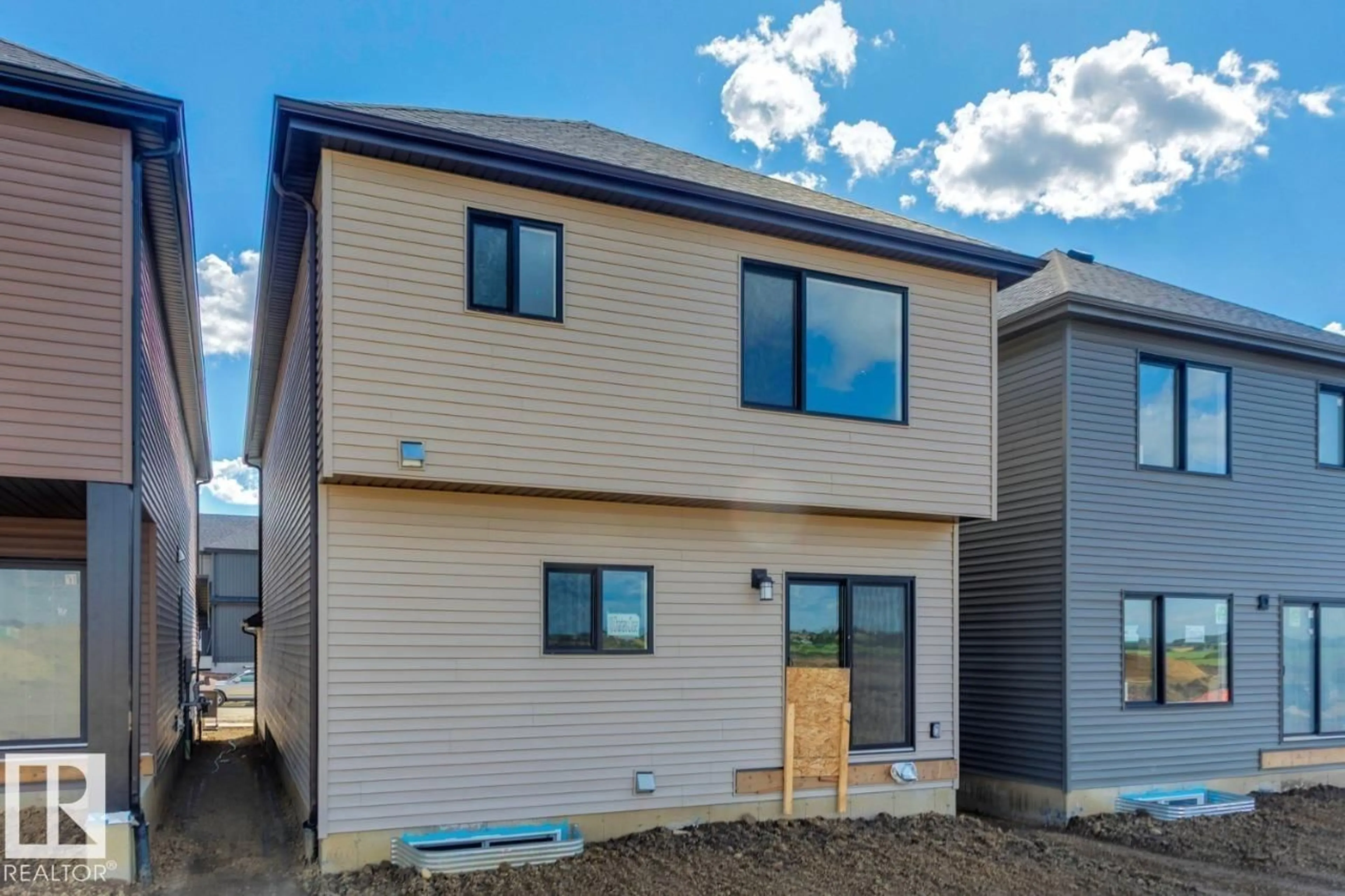 Home with brick exterior material, street for 16 CHARTRES CL, St. Albert Alberta T8N0R6