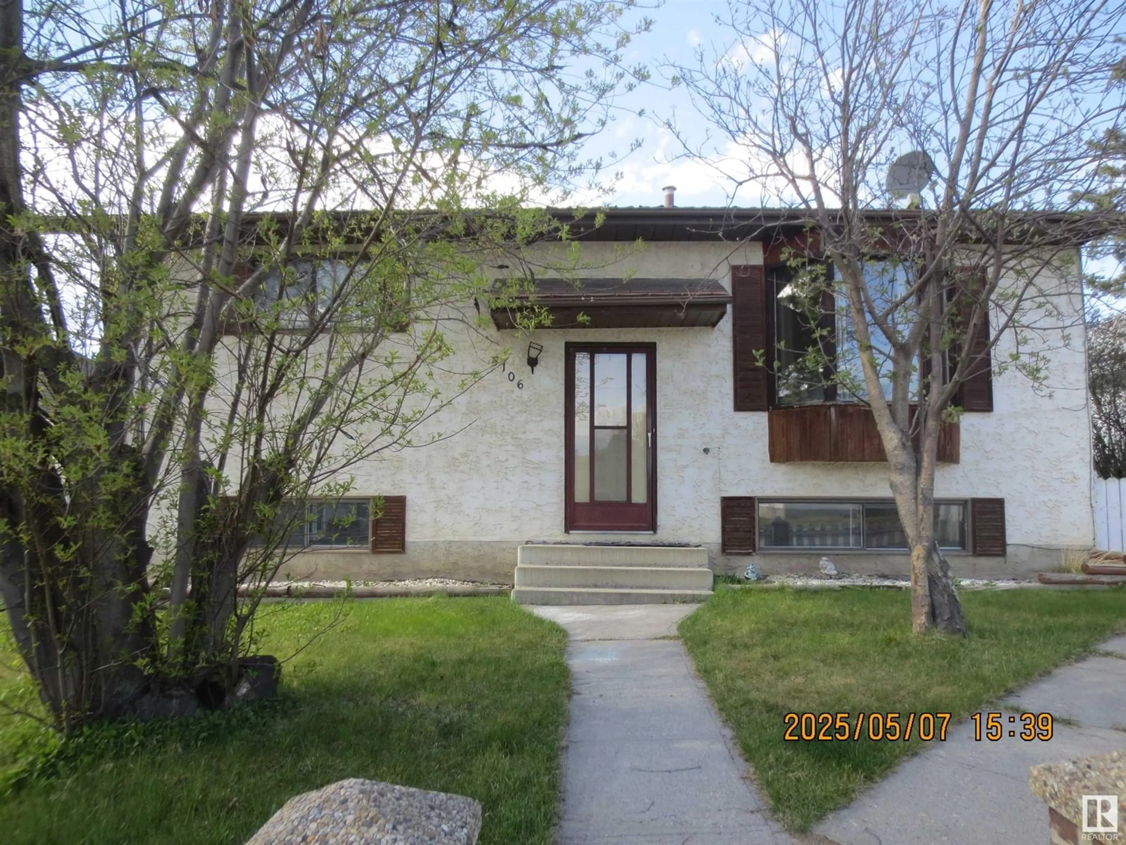 Unknown for 5106 6 AVENUE, Edson Alberta T7E1T5