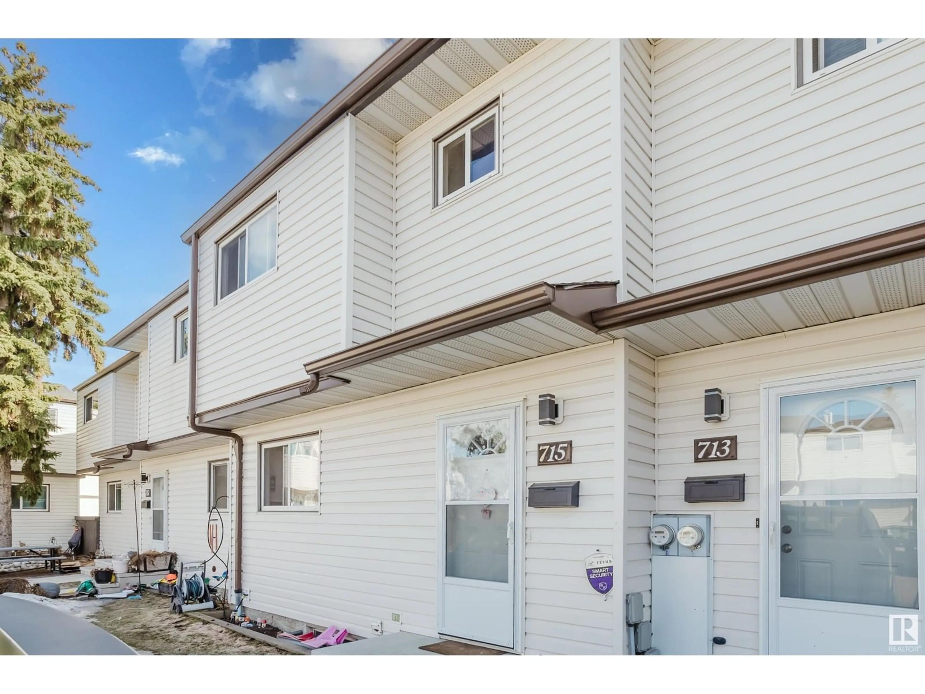 Unknown for 715 CLAREVIEW RD, Edmonton Alberta T5A3S6