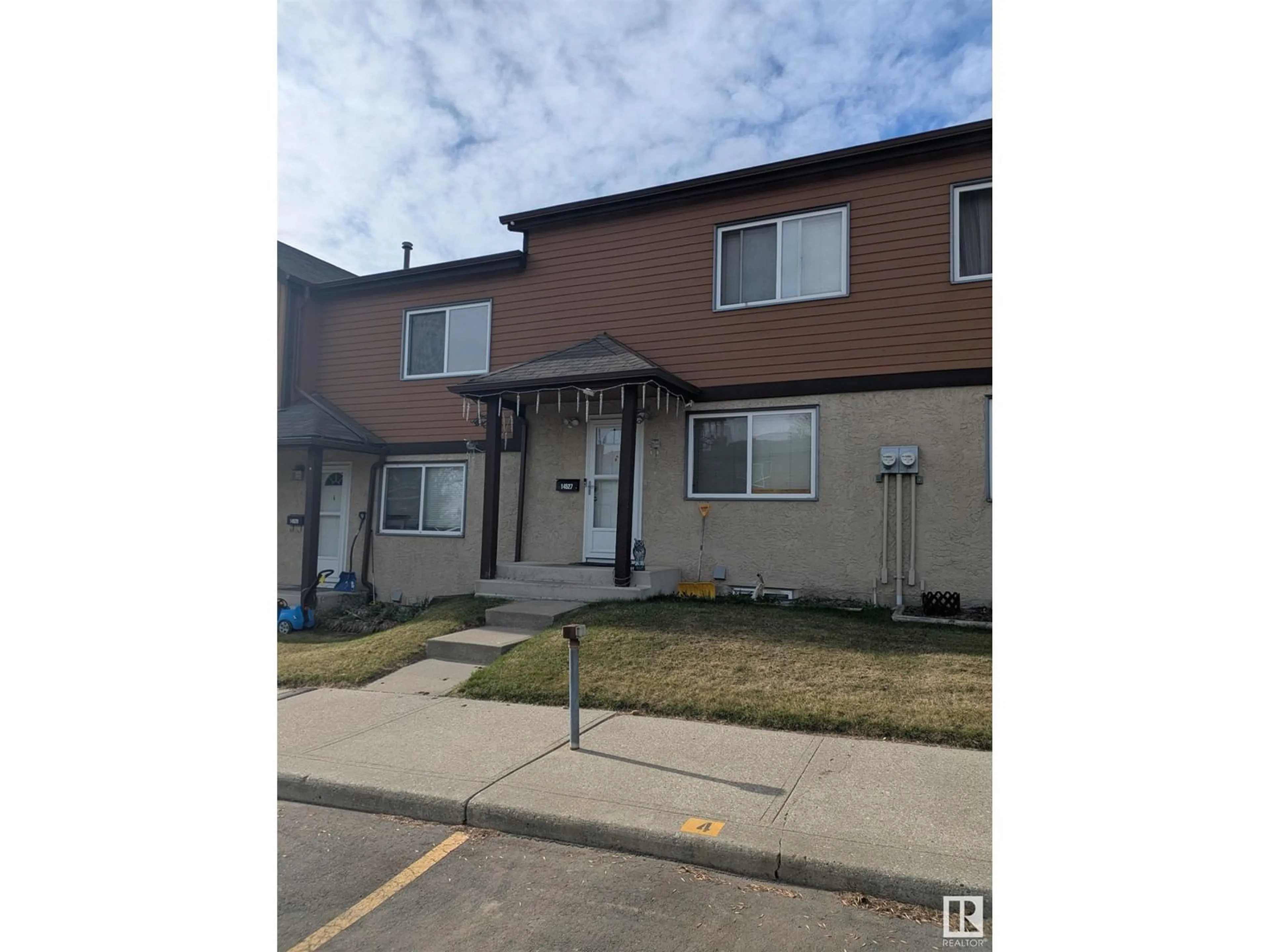 Unknown for 14527 52 ST, Edmonton Alberta T5A4N1