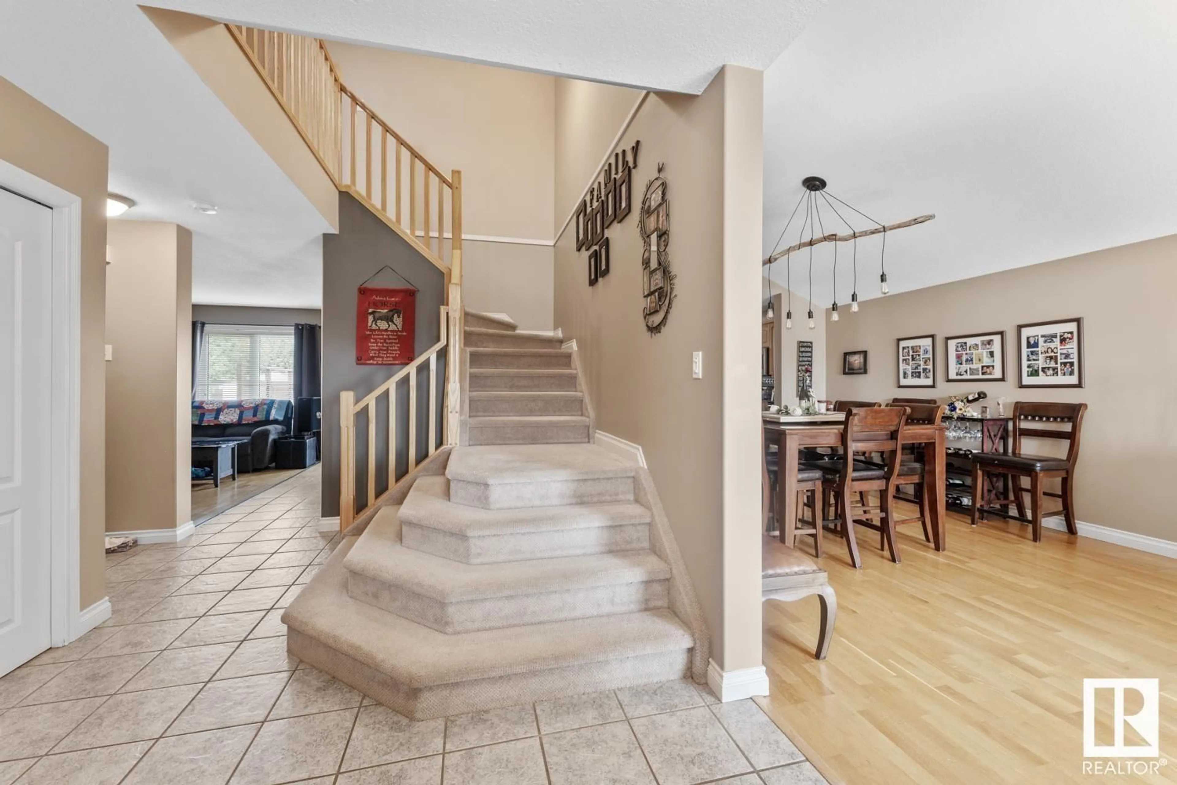 Indoor foyer for 2617 6A AV, Cold Lake Alberta T9M2C7