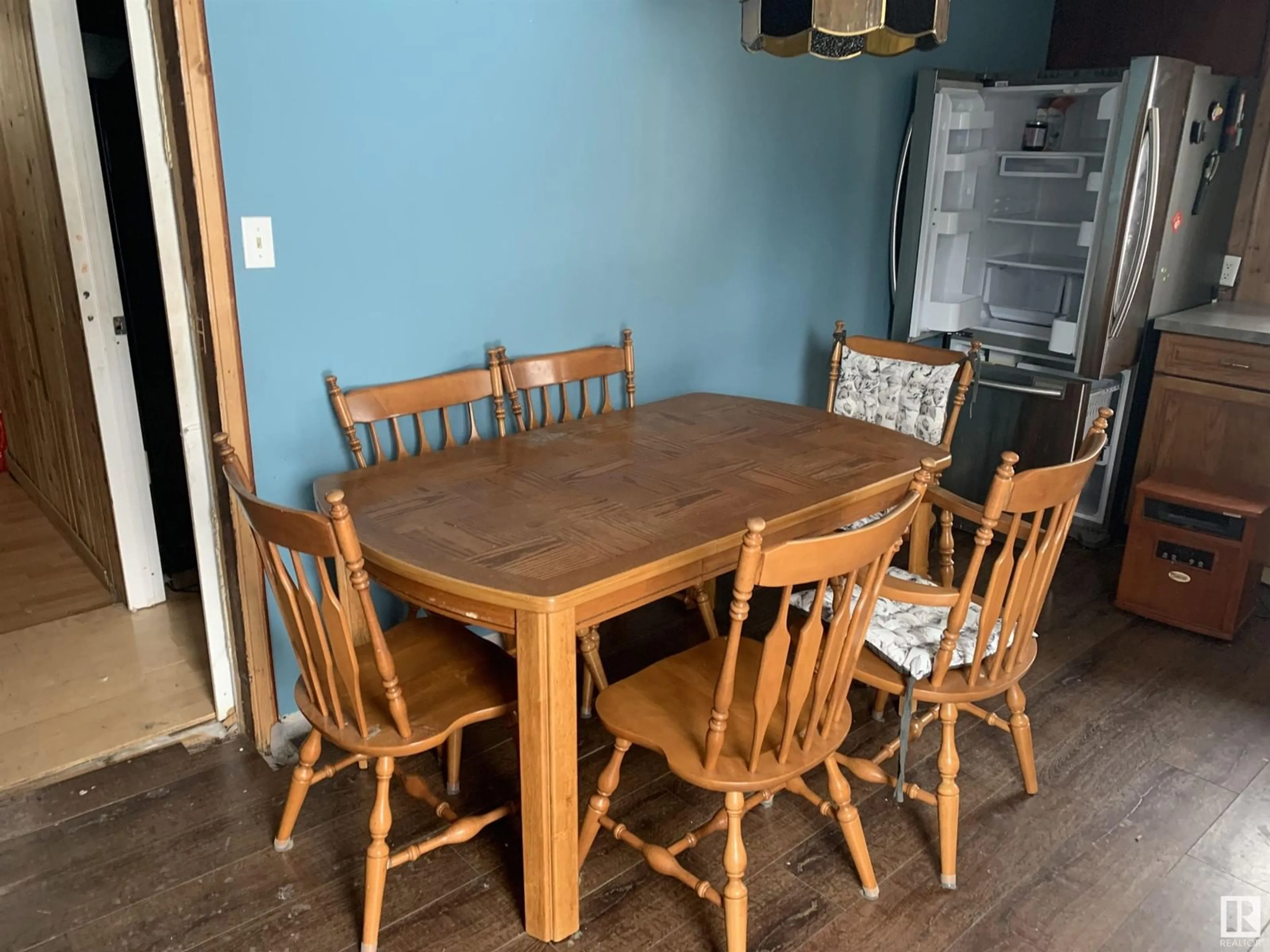 Dining room, wood/laminate floor for 4816 59 ST, Rural Lac Ste. Anne County Alberta T0E0A0