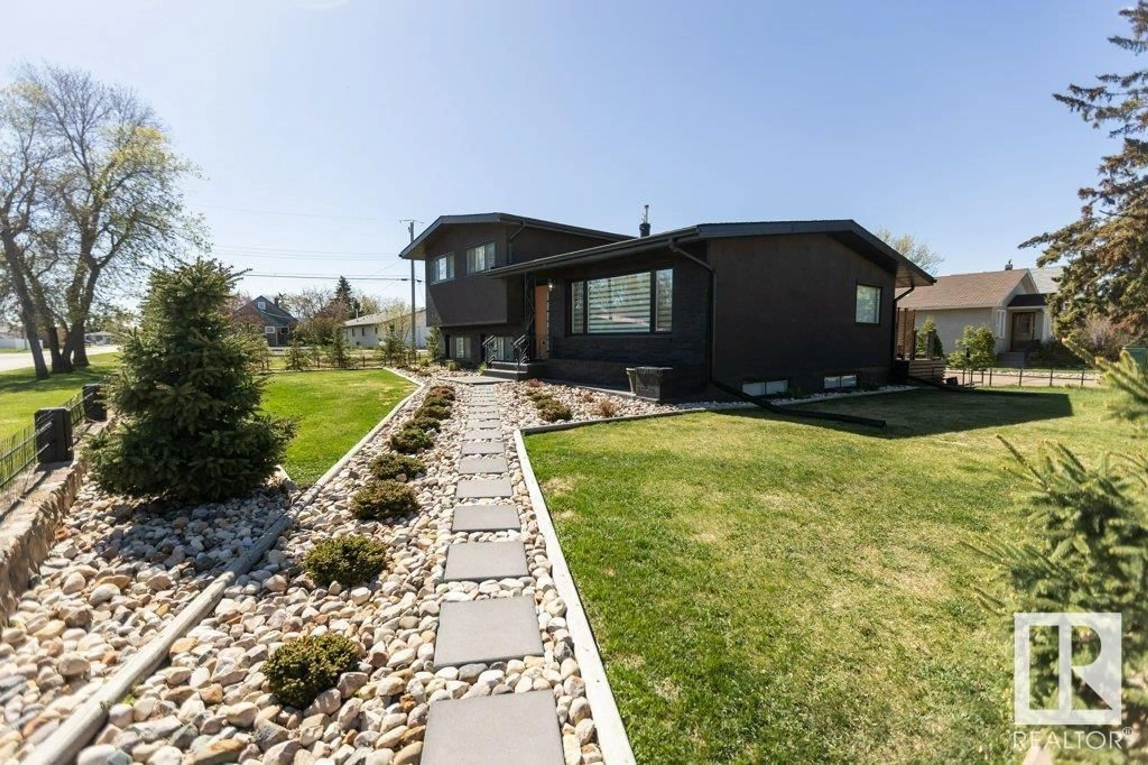 Unknown for 9847 106 ST, Westlock Alberta T7P1S4