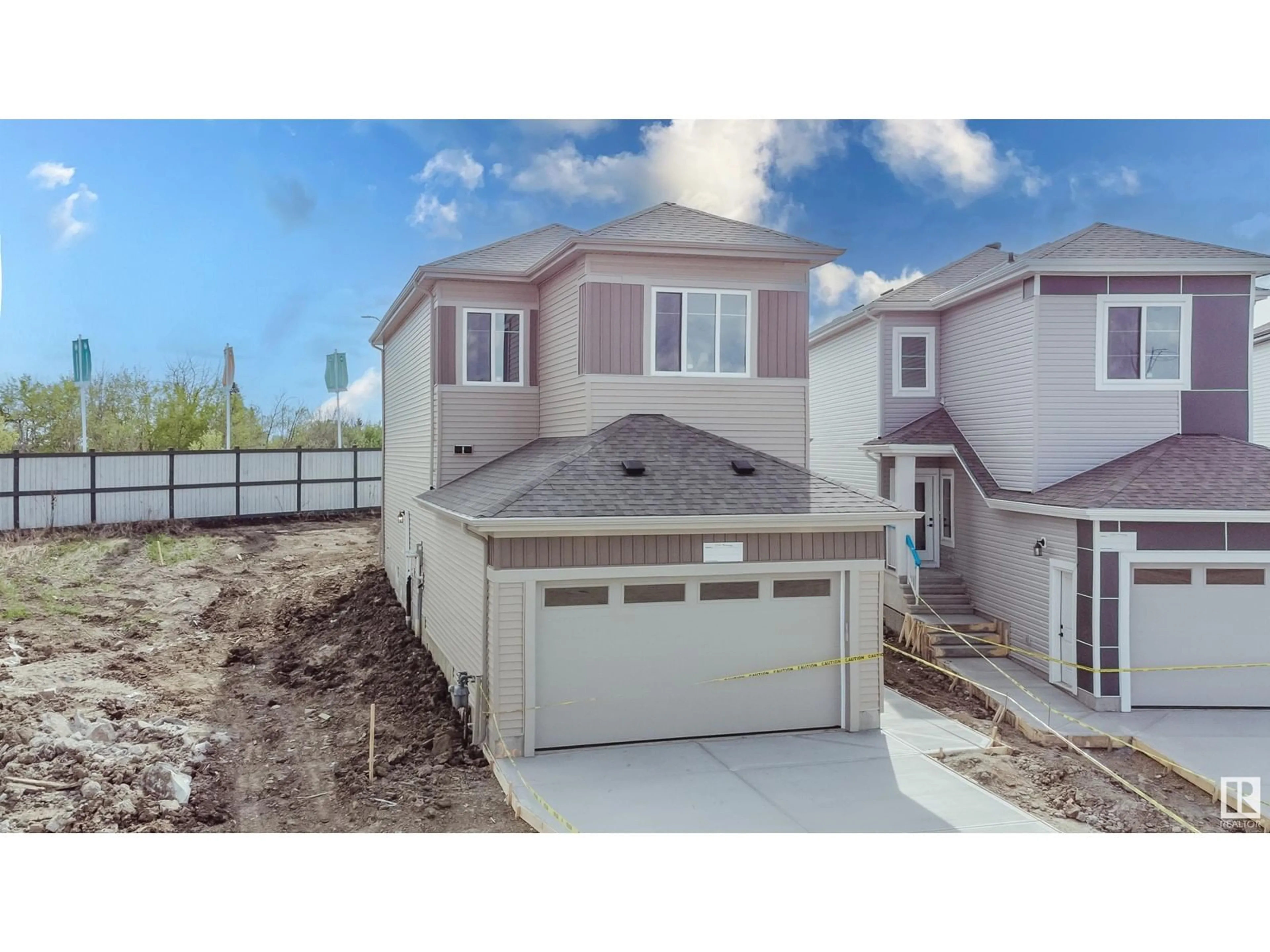 A pic from outside/outdoor area/front of a property/back of a property/a pic from drone, street for 262 MUNN WY, Leduc Alberta T9E0S9
