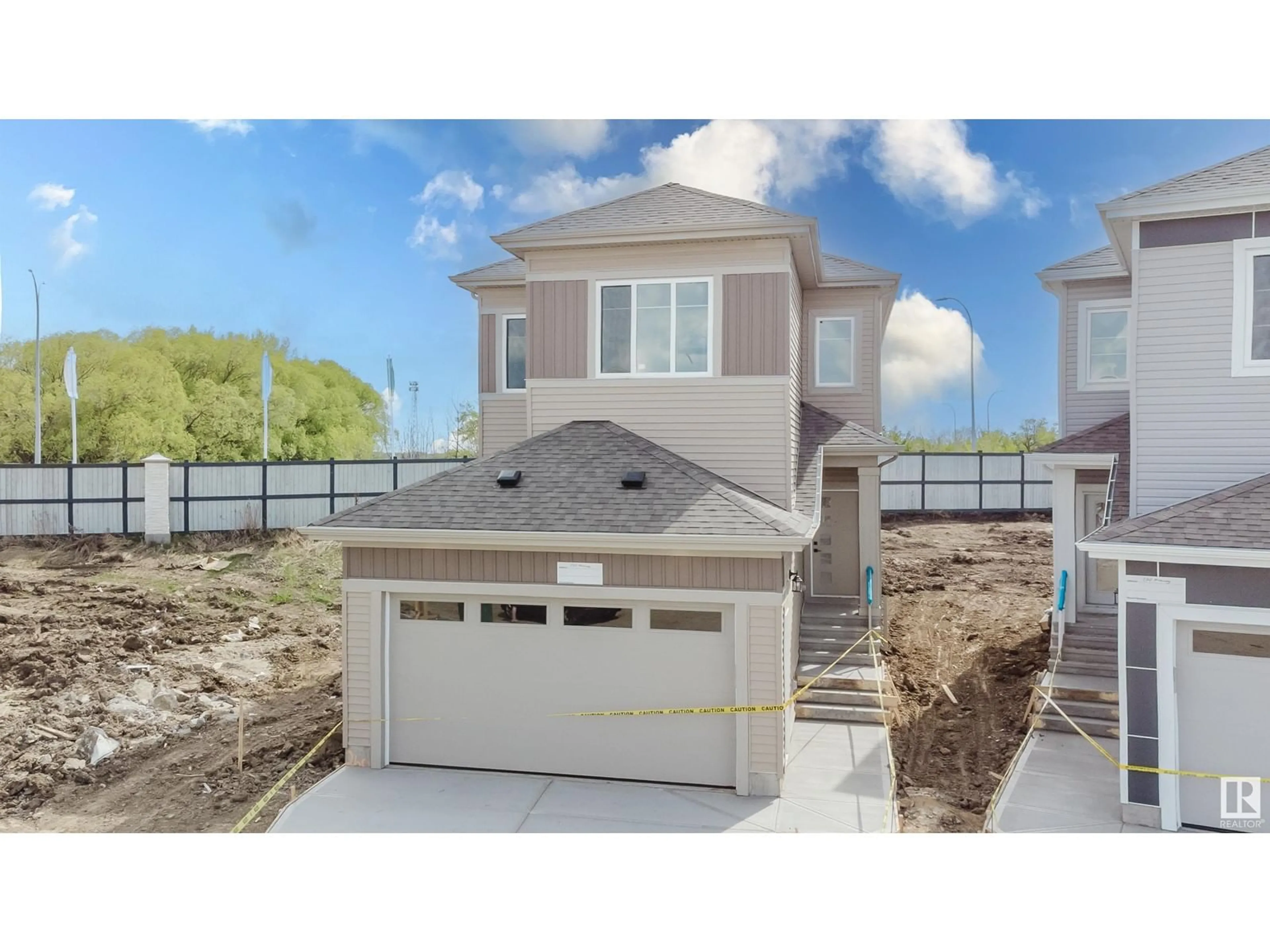 Home with vinyl exterior material, water/lake/river/ocean view for 262 MUNN WY, Leduc Alberta T9E0S9