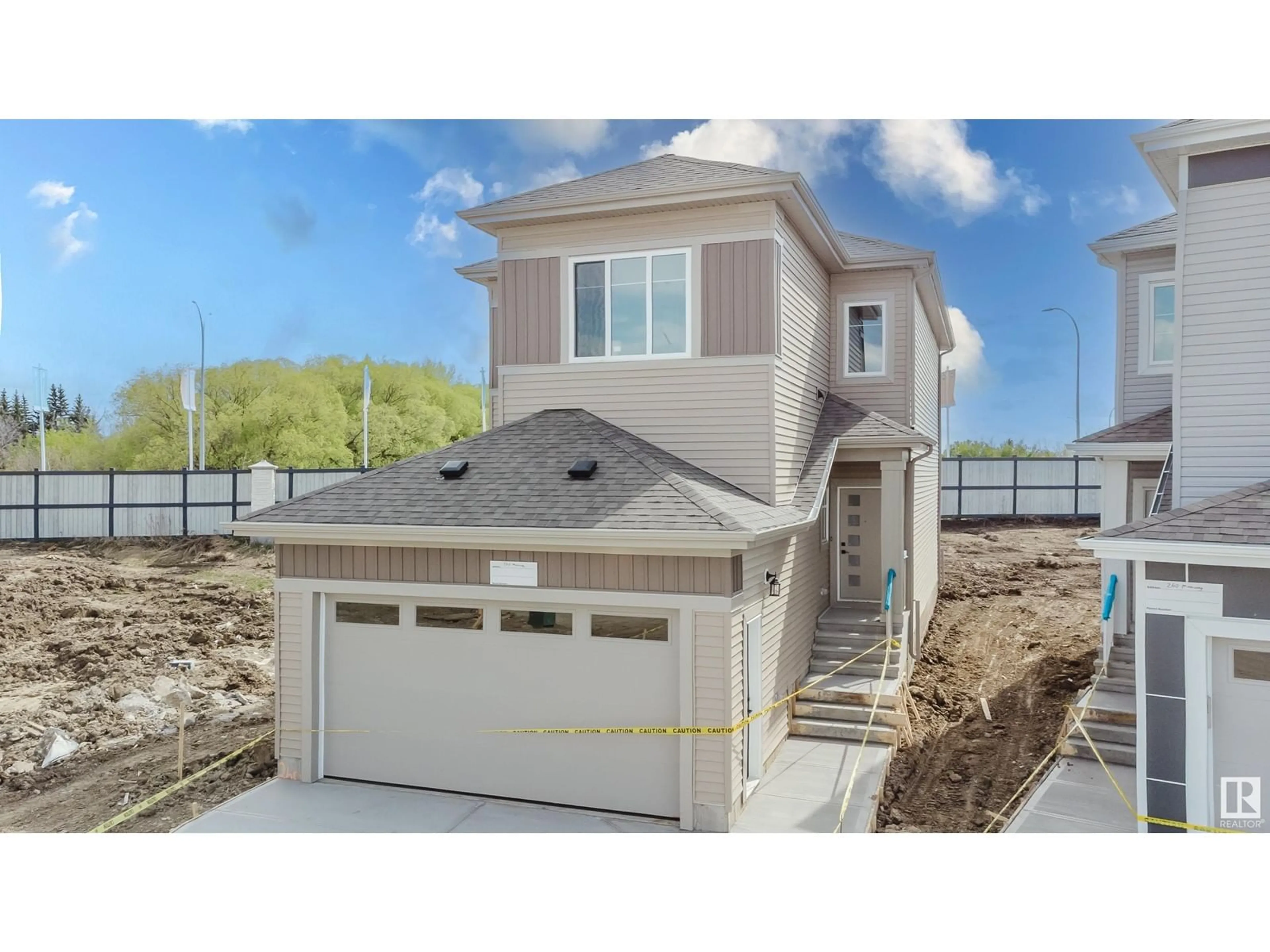 Home with vinyl exterior material, water/lake/river/ocean view for 262 MUNN WY, Leduc Alberta T9E0S9
