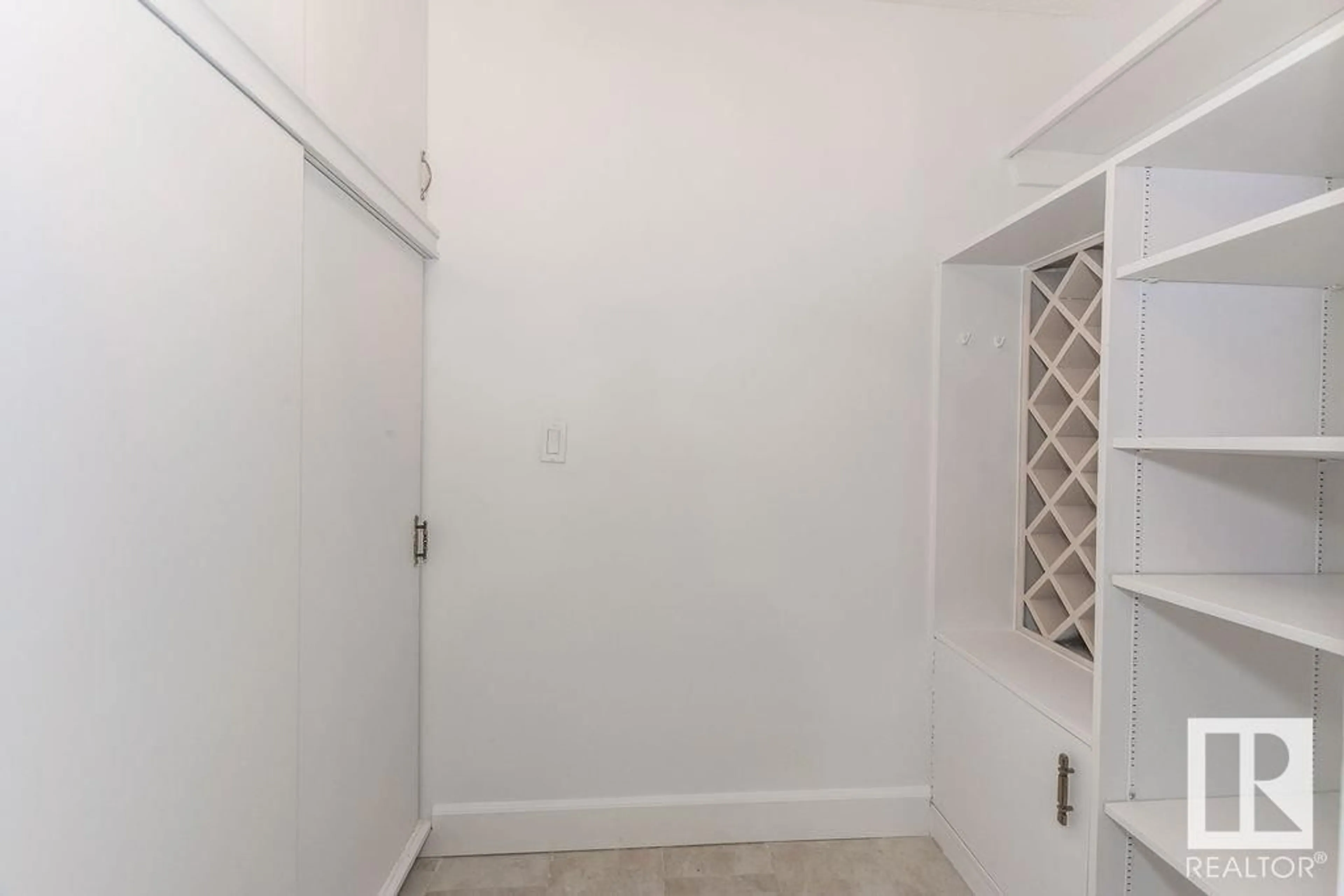 A pic of a room for #703 - 9808 103 ST, Edmonton Alberta T5K2G4