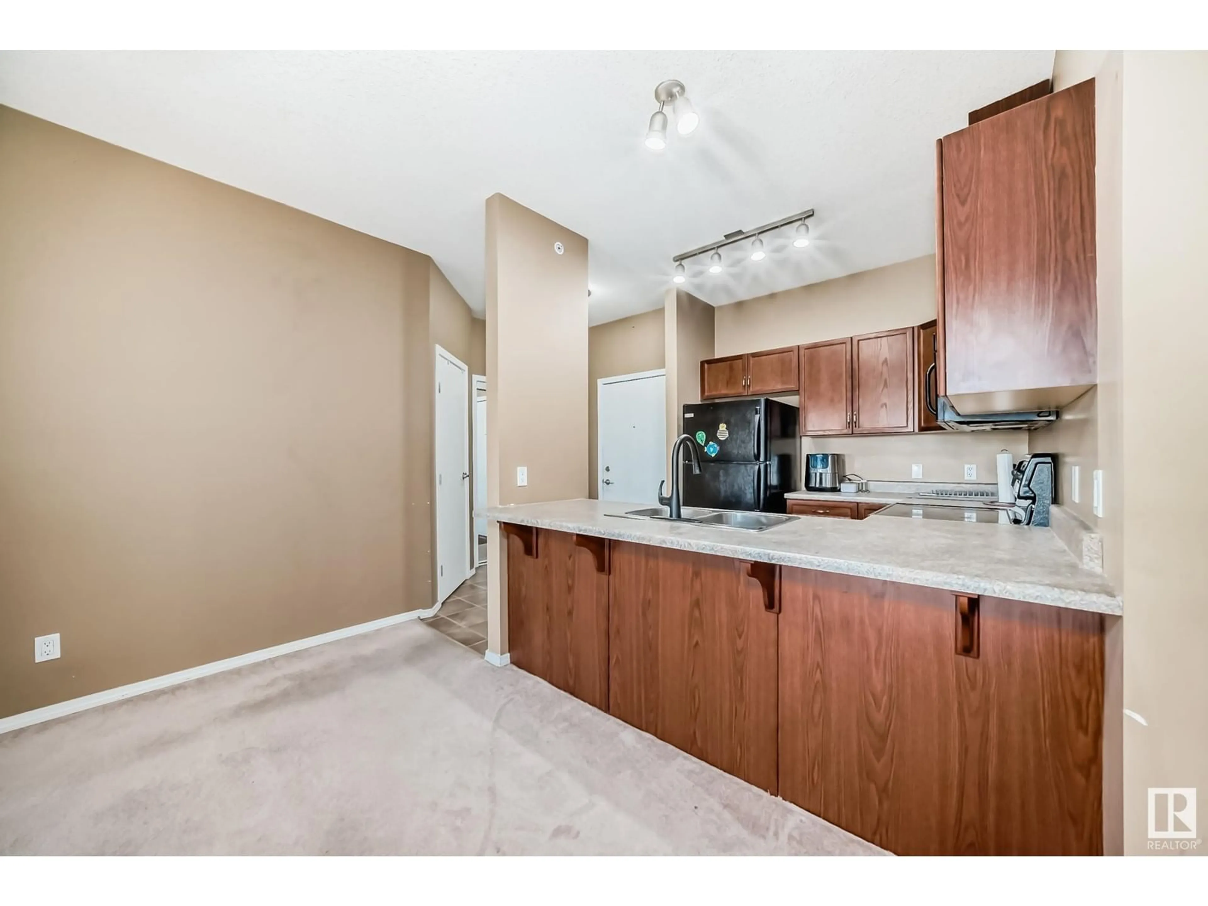 Unknown for #409 - 4316 139 AV, Edmonton Alberta T5Y0L1