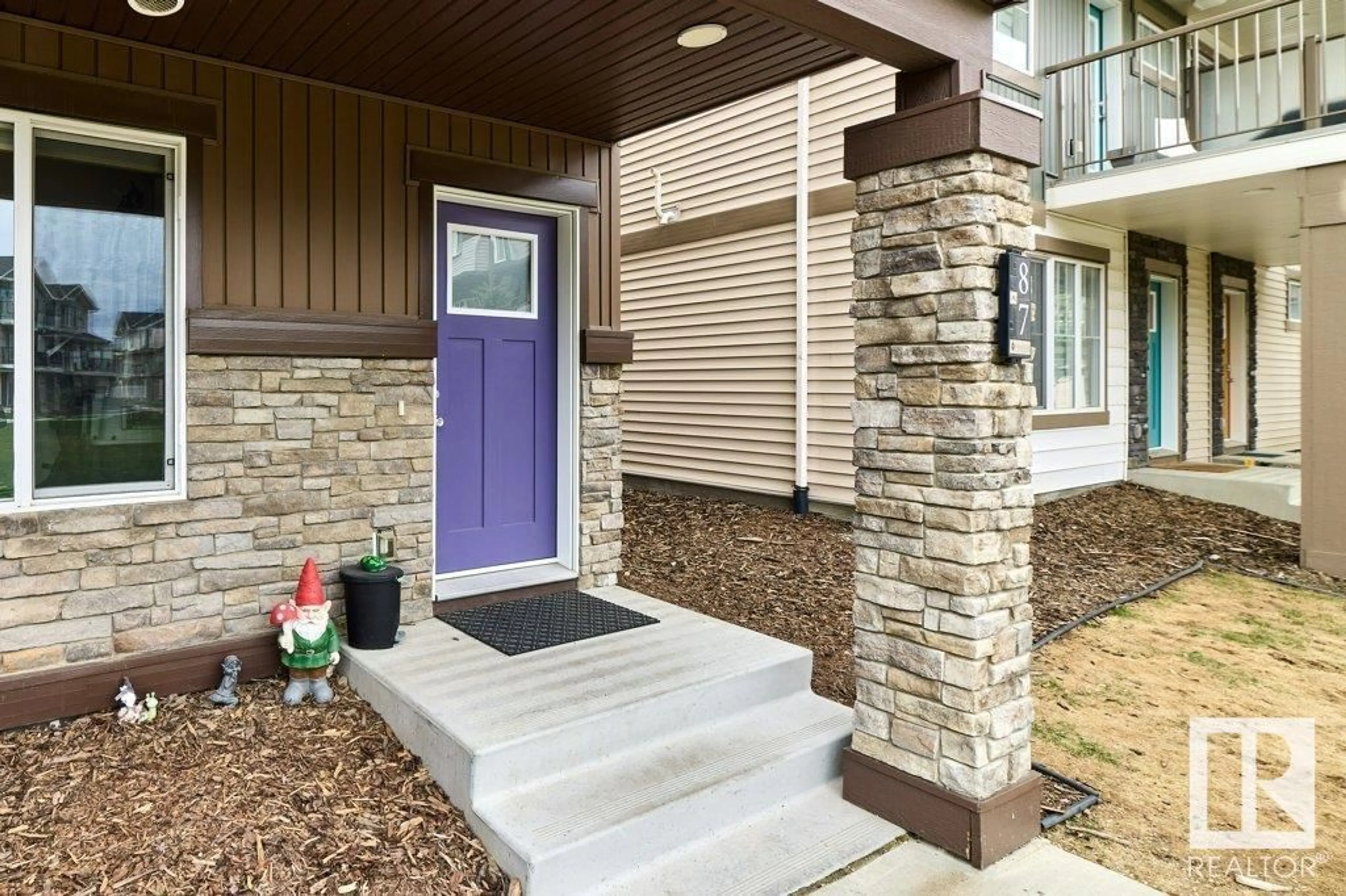 Indoor entryway for #87 - 1530 TAMARACK BV, Edmonton Alberta T6T2E6