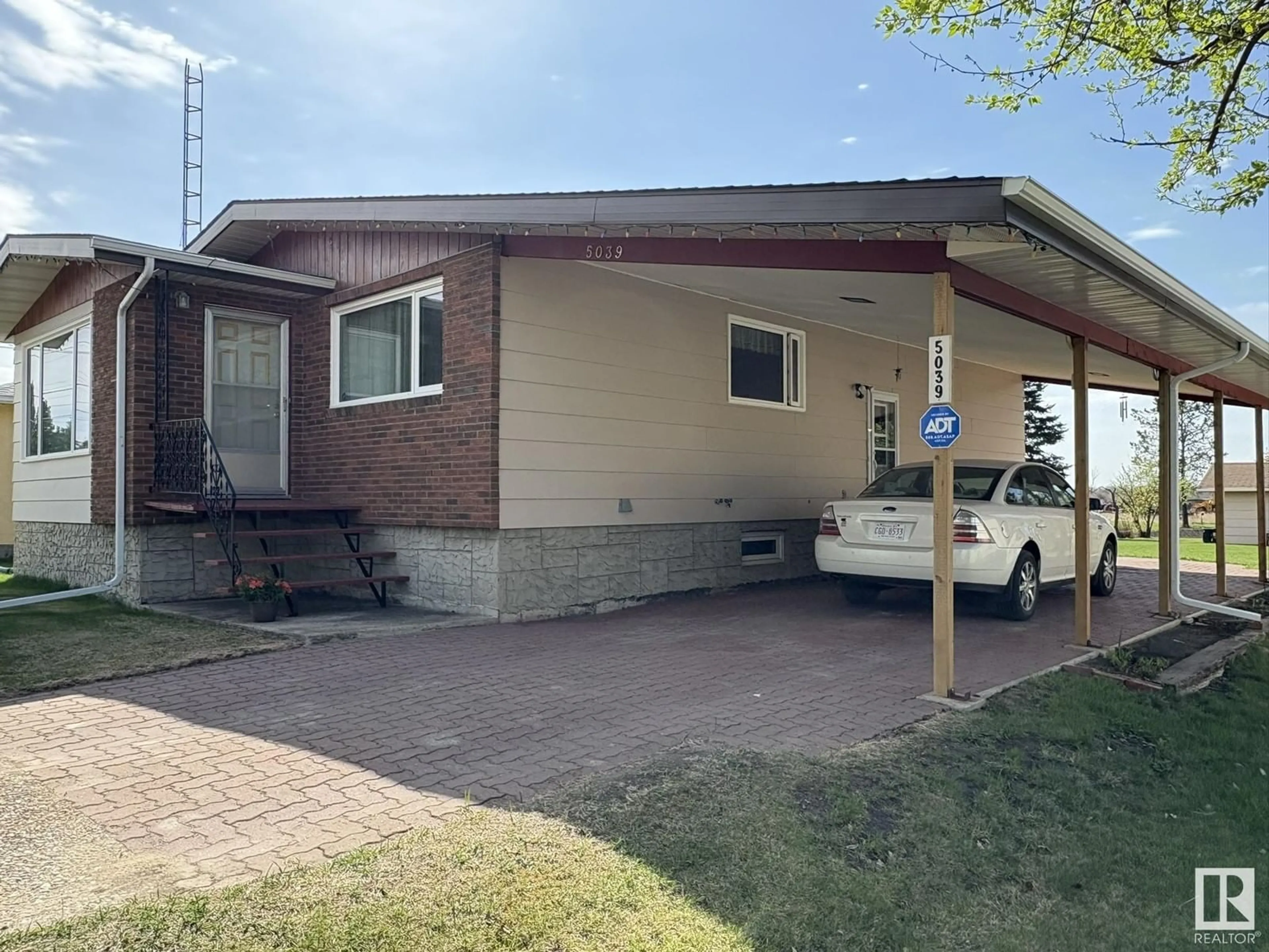 Unknown for 5039 49 AV, Vilna Alberta T0A3L0
