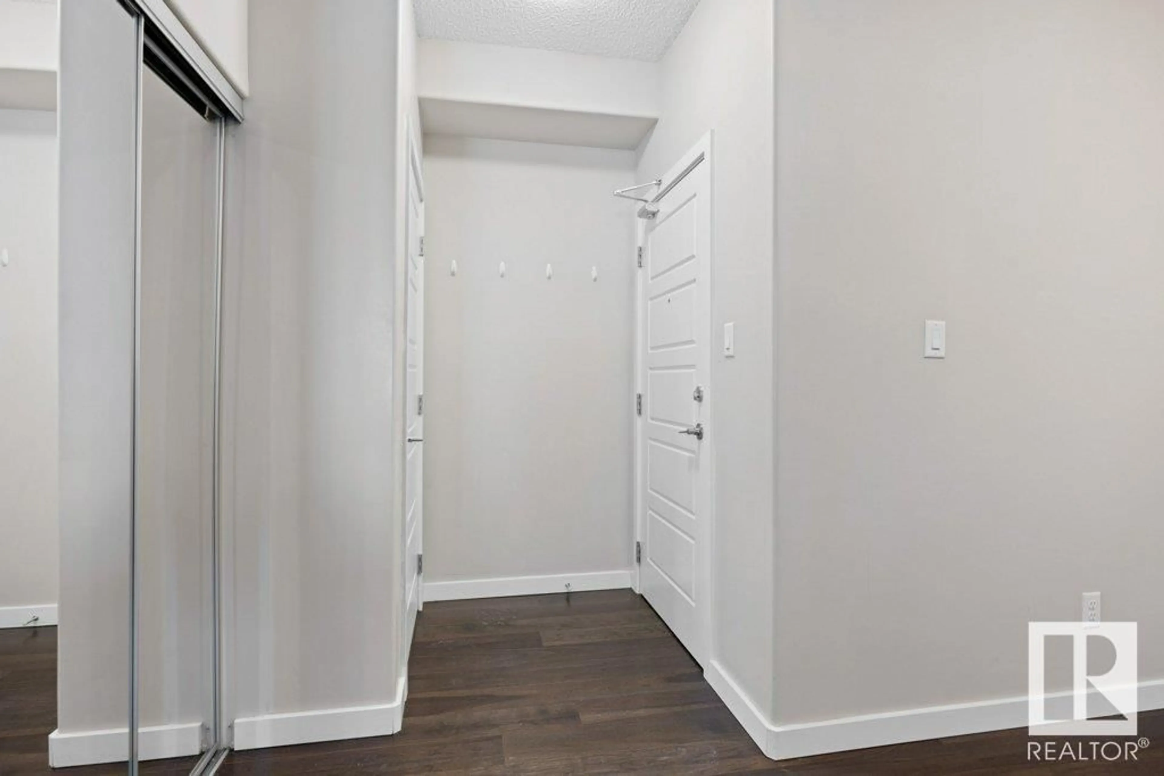 Unknown for 320 - 122 AMBLESIDE LINK LI, Edmonton Alberta T6W2Z9