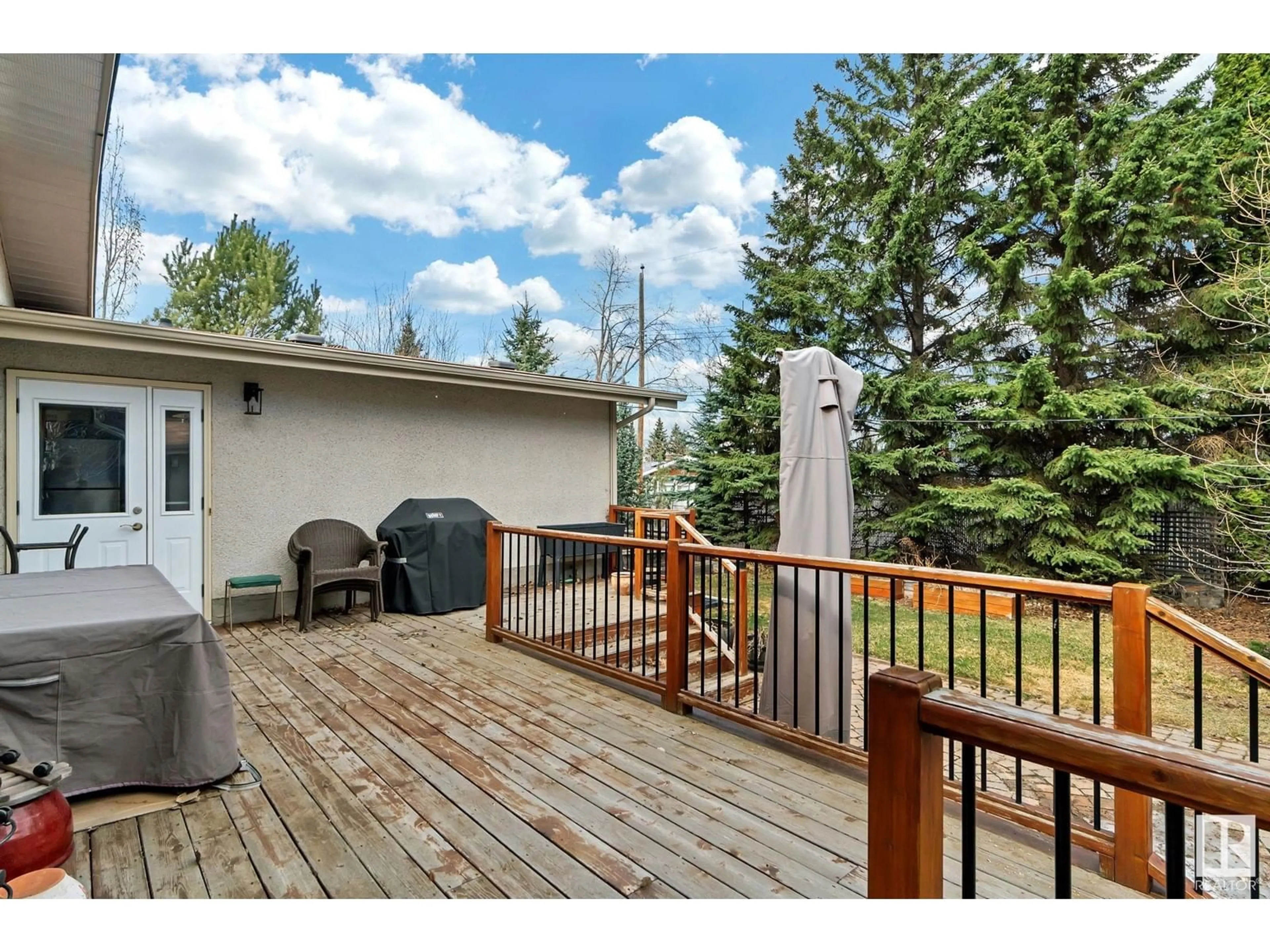 Patio, unknown for NW - 12508 42 AV, Edmonton Alberta T6J0X3