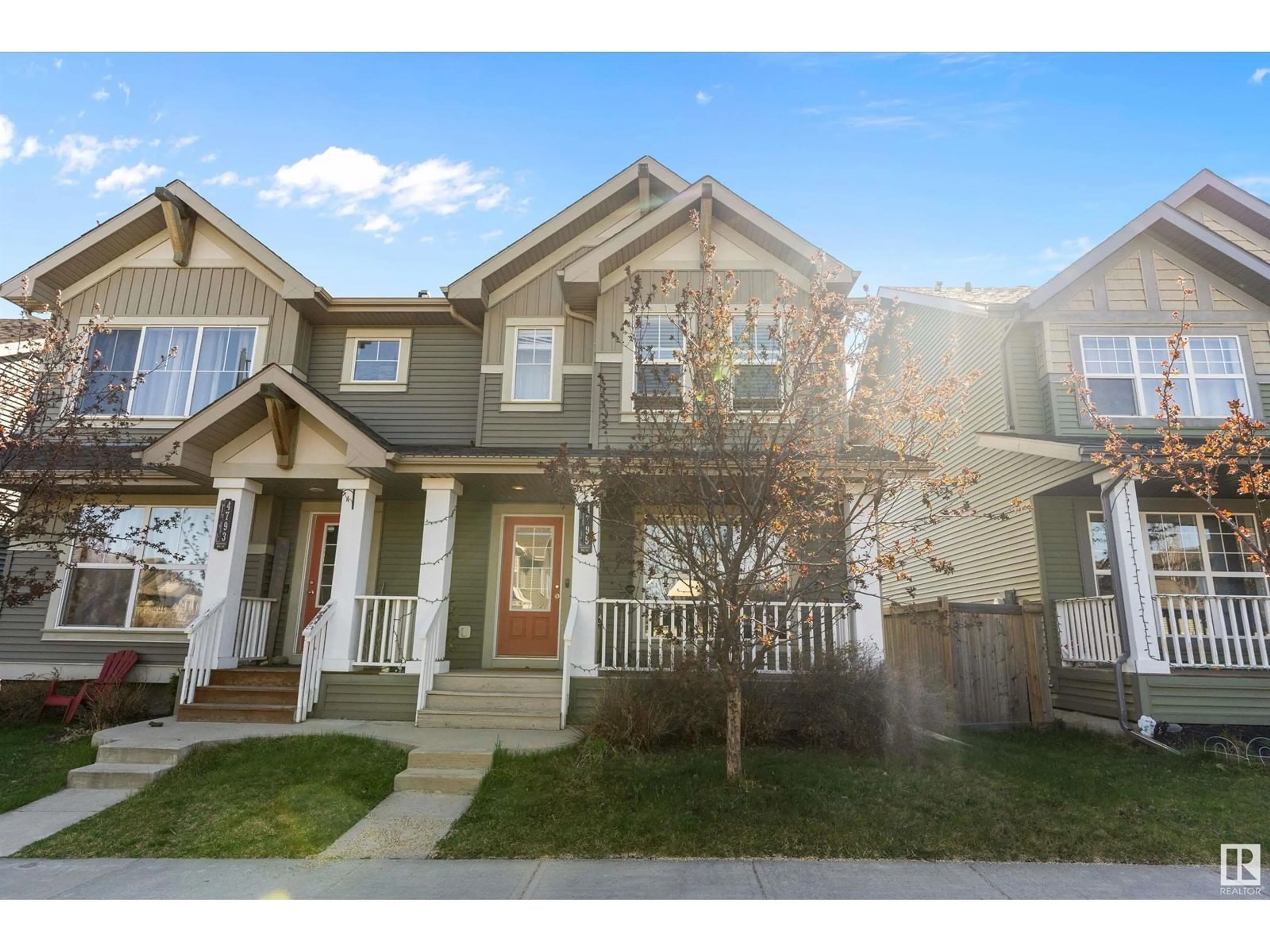 Home with vinyl exterior material, street for SW - 4795 CRABAPPLE RUN RU, Edmonton Alberta T6X0Y8
