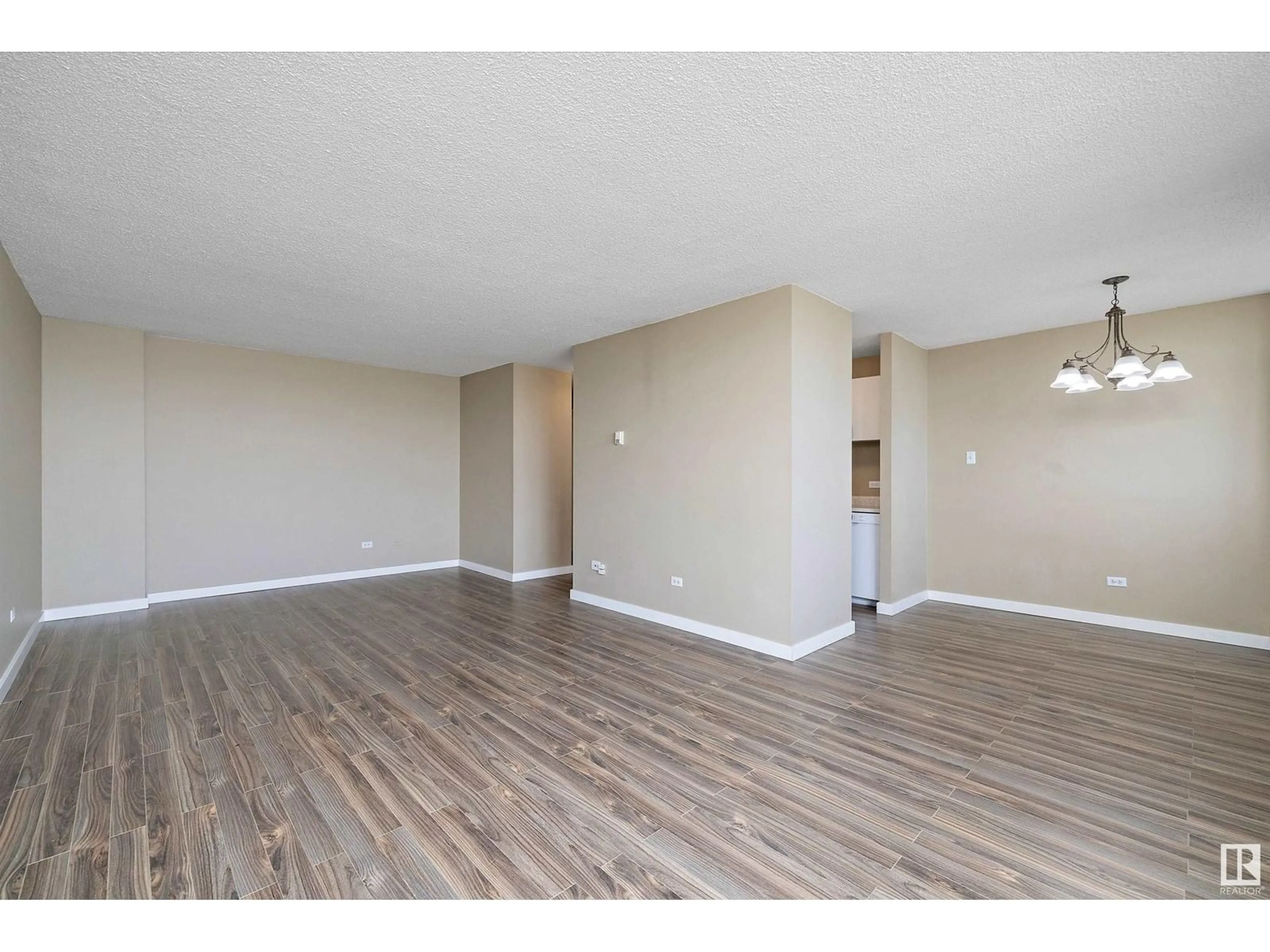 A pic of a room for 1004 SASKATCHEWAN DR, Edmonton Alberta T6E4Y9