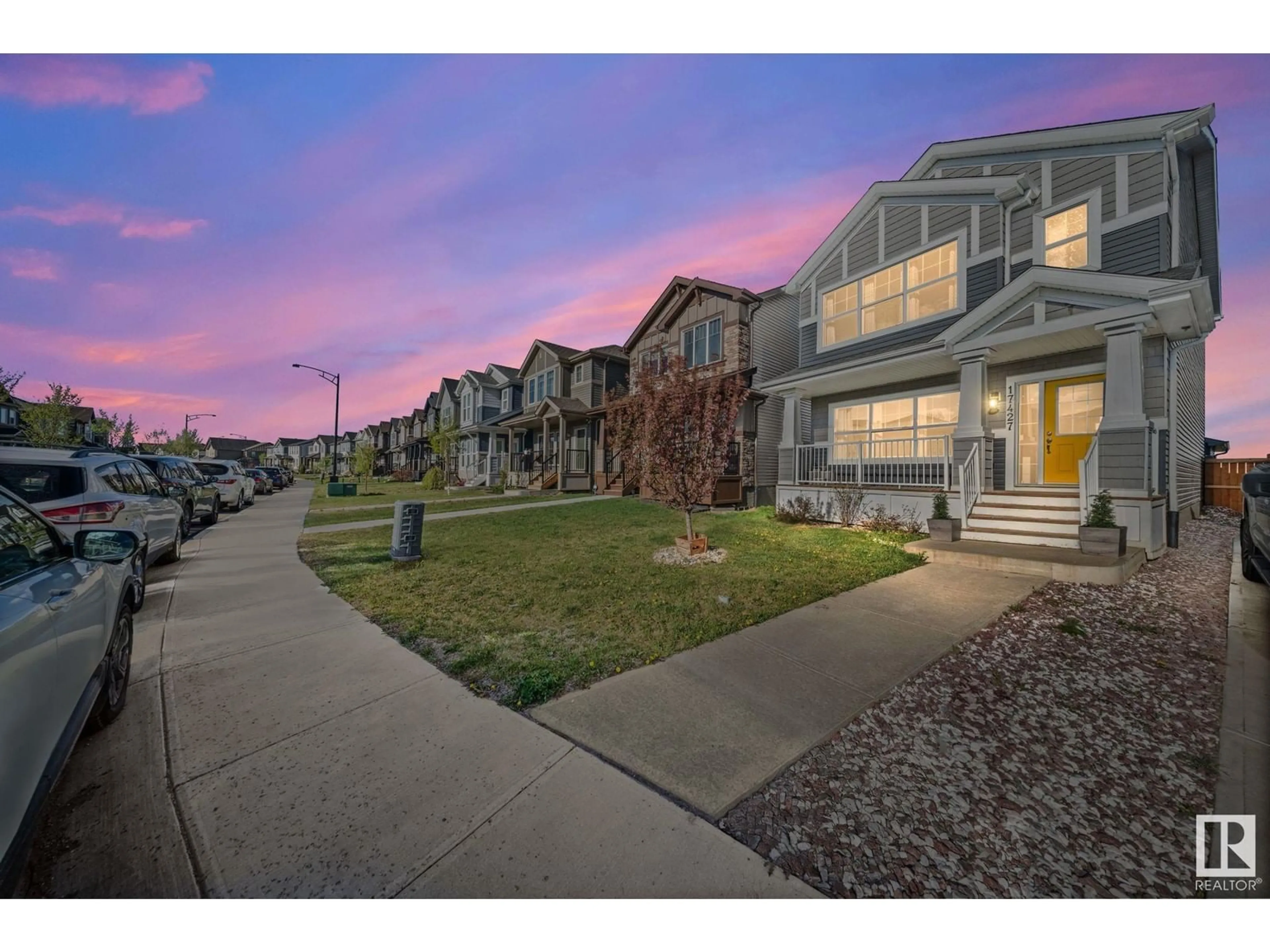 A pic from outside/outdoor area/front of a property/back of a property/a pic from drone, street for 17427 77 STREET, Edmonton Alberta T5Z0R4