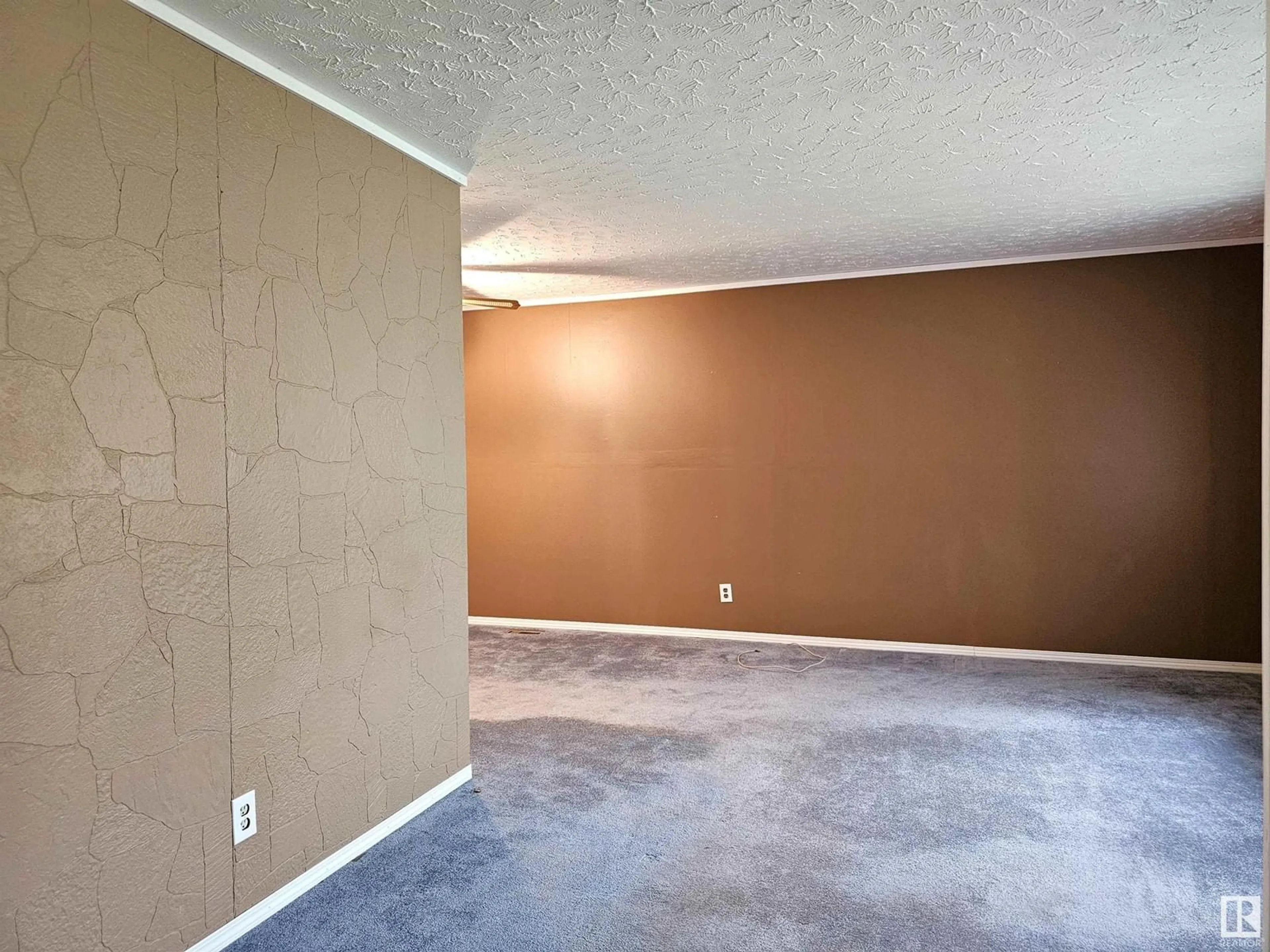 A pic of a room for 4725 44 ST, Drayton Valley Alberta T7A1H1