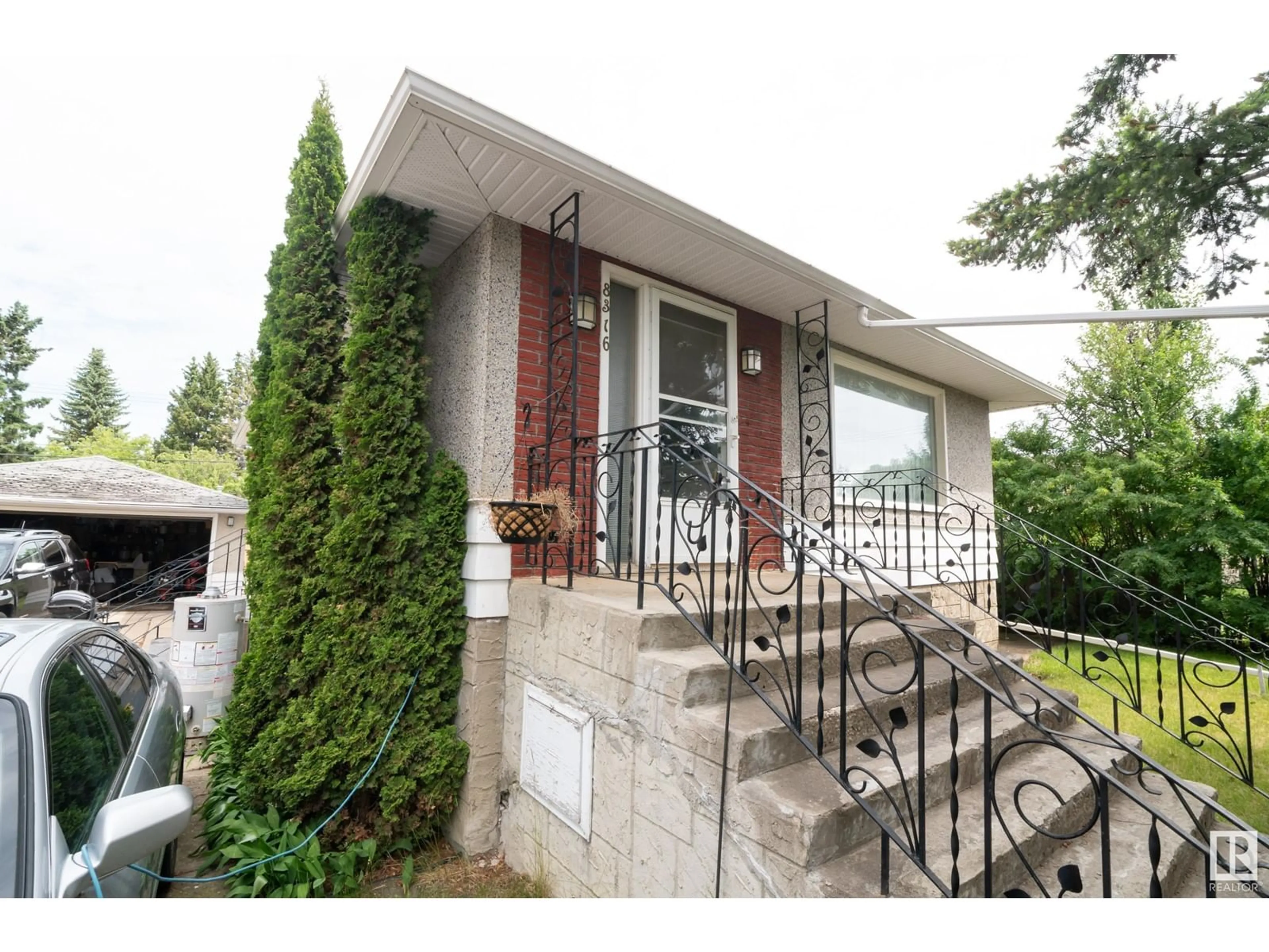 Unknown for NW - 8316 73 AV, Edmonton Alberta T6C0E2