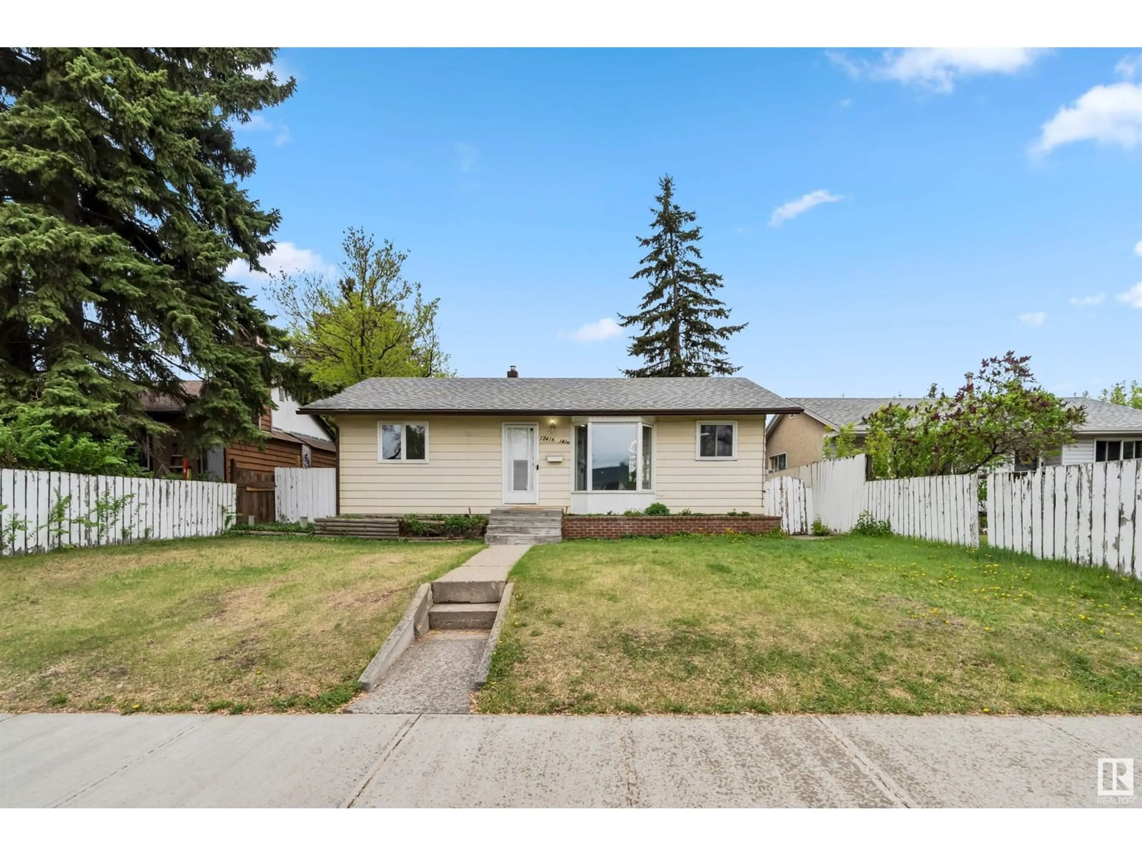 Unknown for NW - 12416 141 ST, Edmonton Alberta T5L2G5